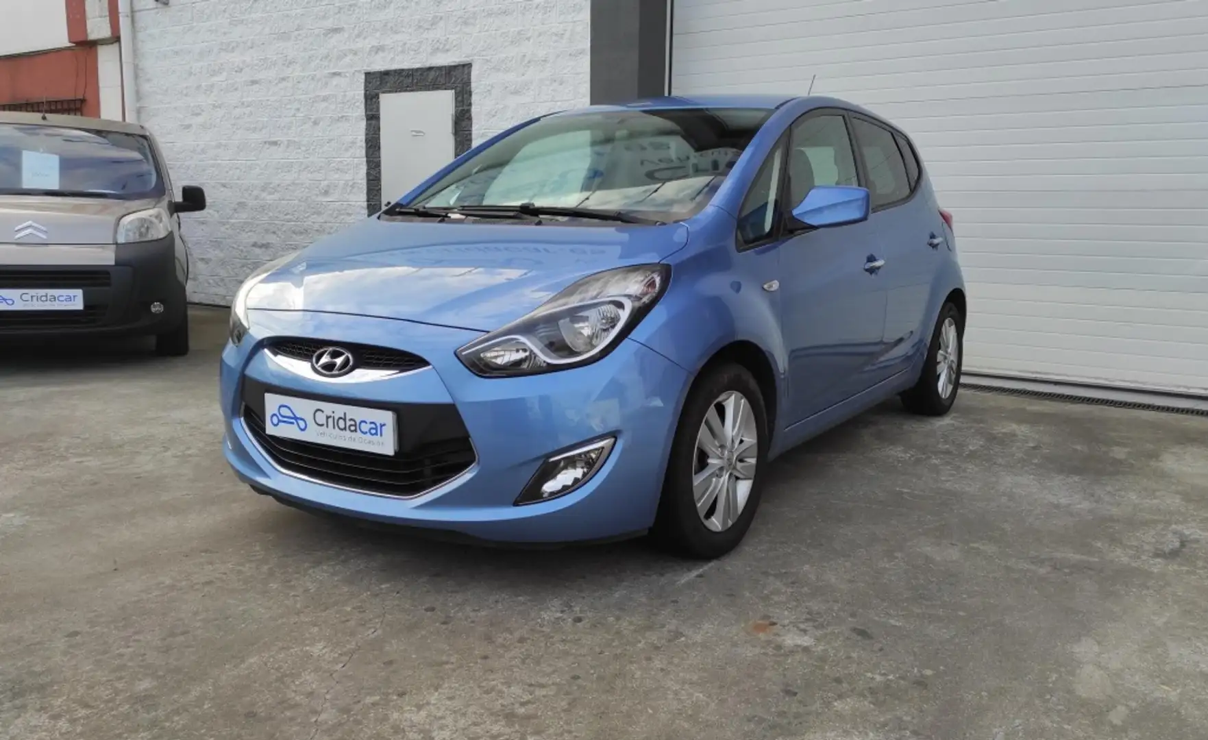 Hyundai iX20 1.6CRDI GLS Comfort Blauw - 1