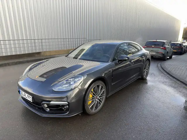Porsche Panamera Turbo S E-Hybrid