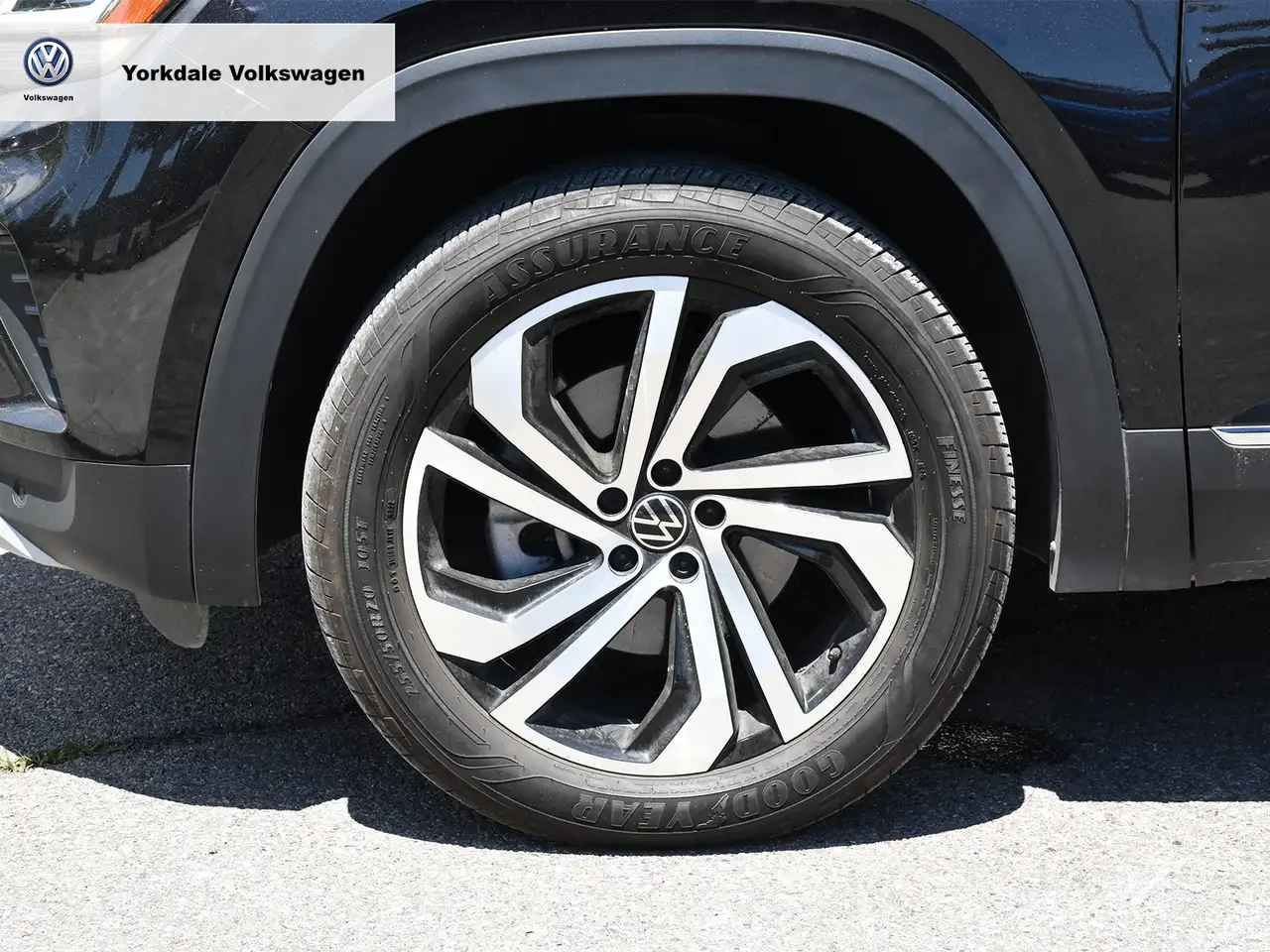 Volkswagen Atlas photo Volkswagen Atlas