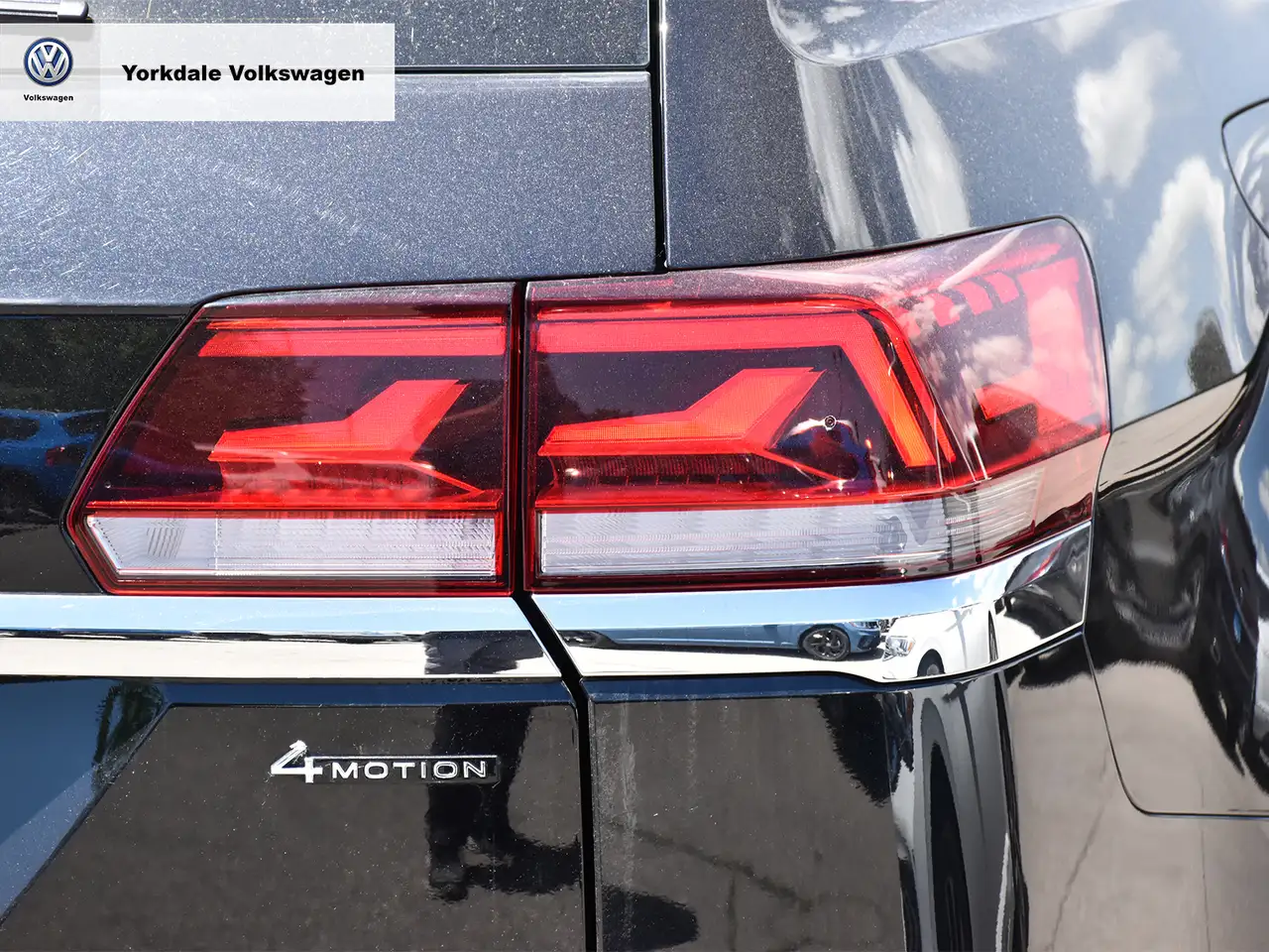 Volkswagen Atlas photo Volkswagen Atlas