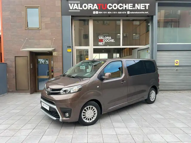 Toyota Proace Family Medio 2.0D 8pl. Advance 150
