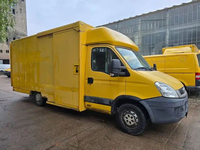 Iveco Daily/ Regalsystem/Luftfeder/1. Hand