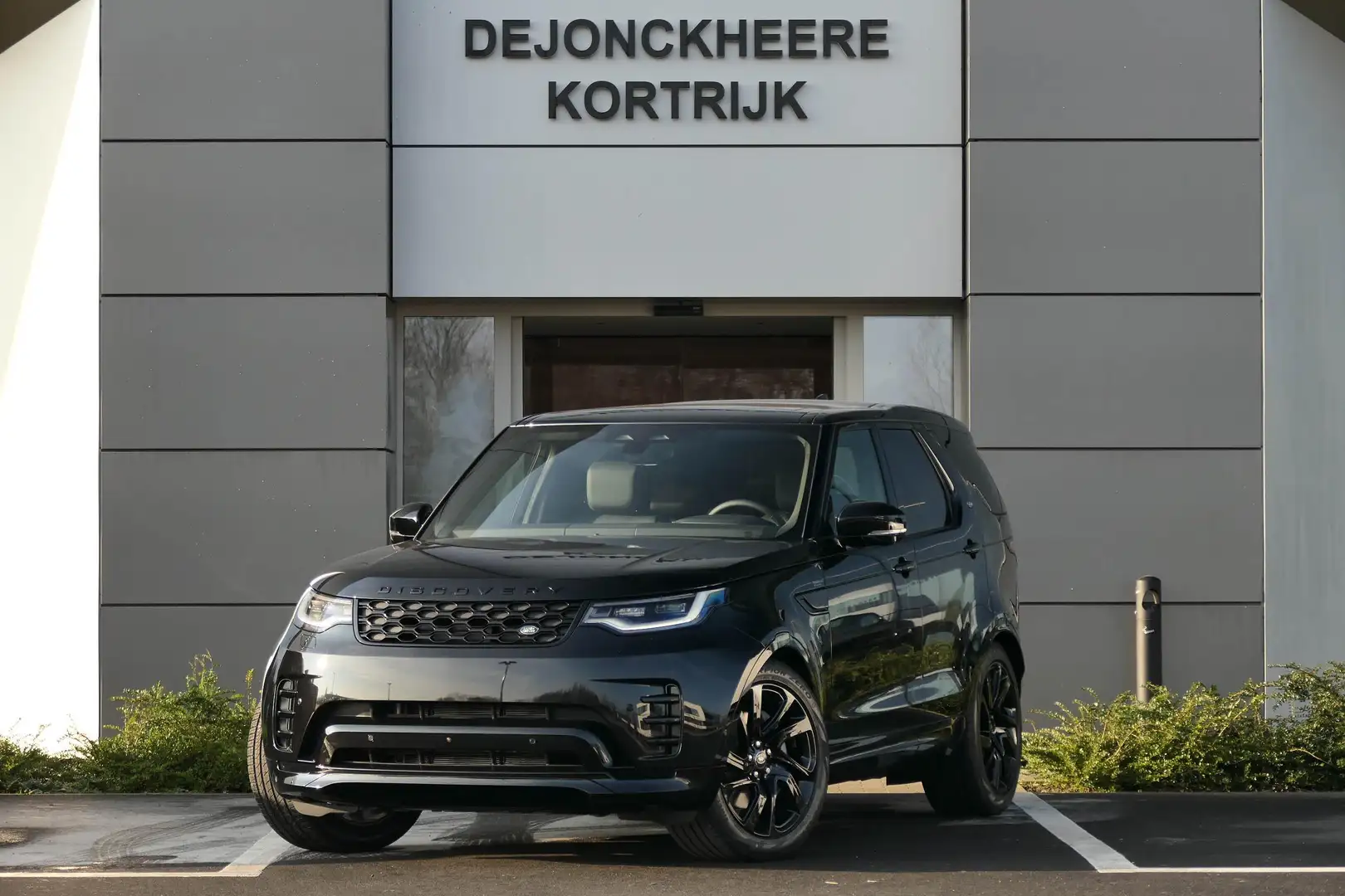 Land Rover Discovery D250 Dynamic SE AWD Auto. 25MY Чёрный - 1
