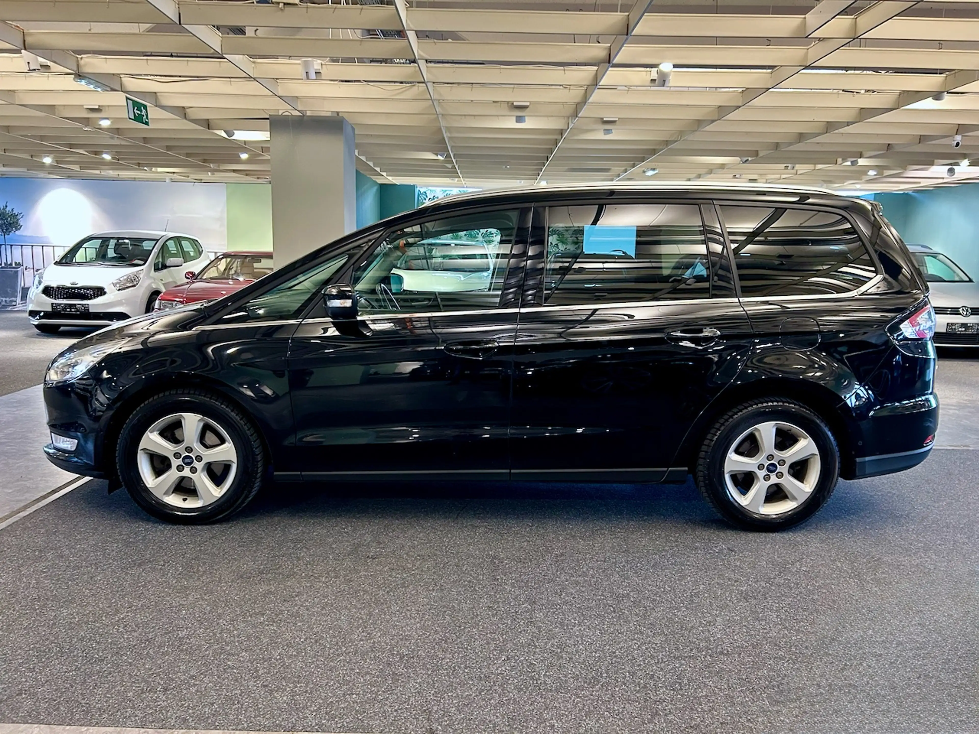 Ford Galaxy Galaxy 2,0 TDCi Titanium — photo 8