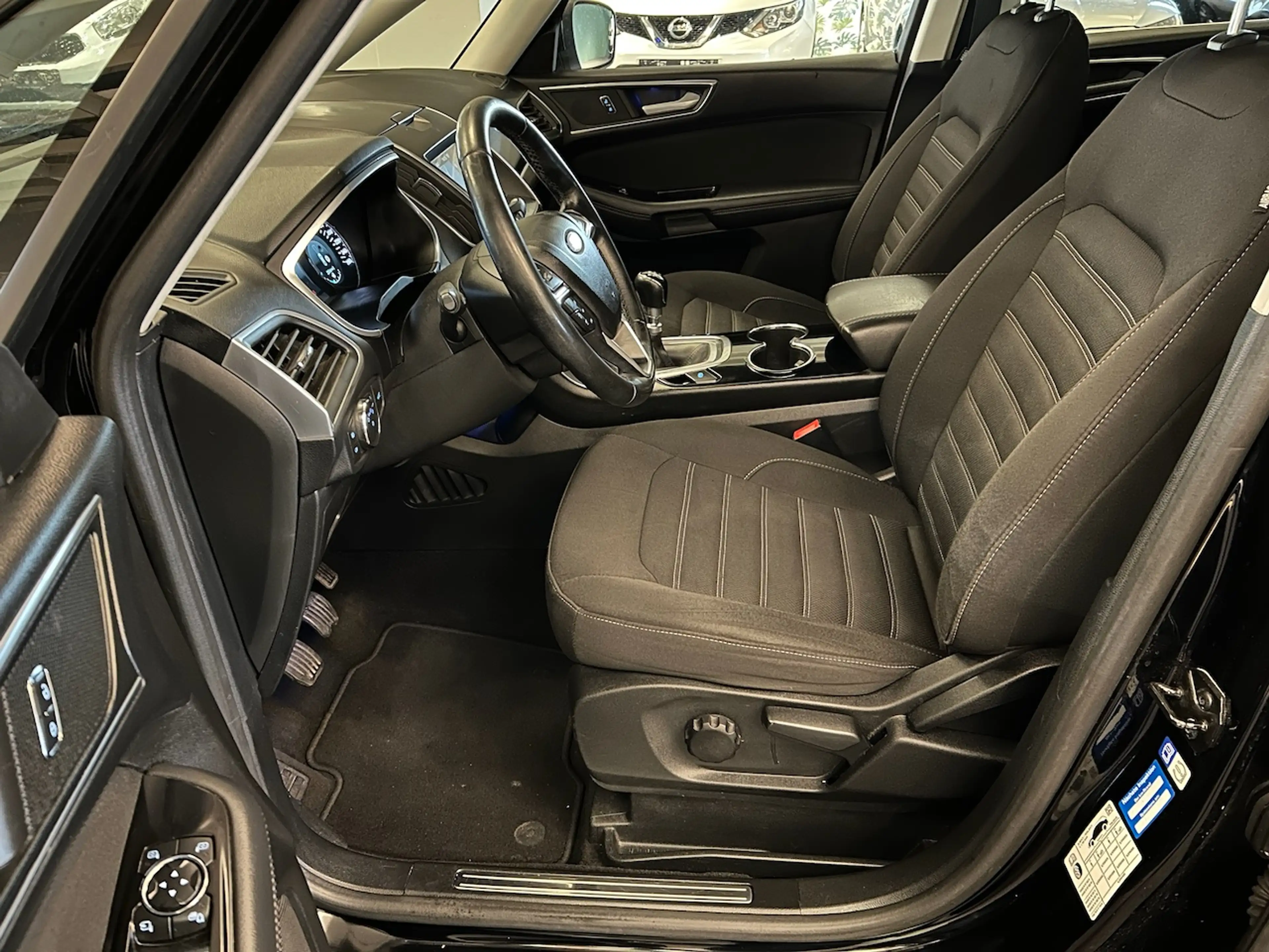 Ford Galaxy Galaxy 2,0 TDCi Titanium — photo 13