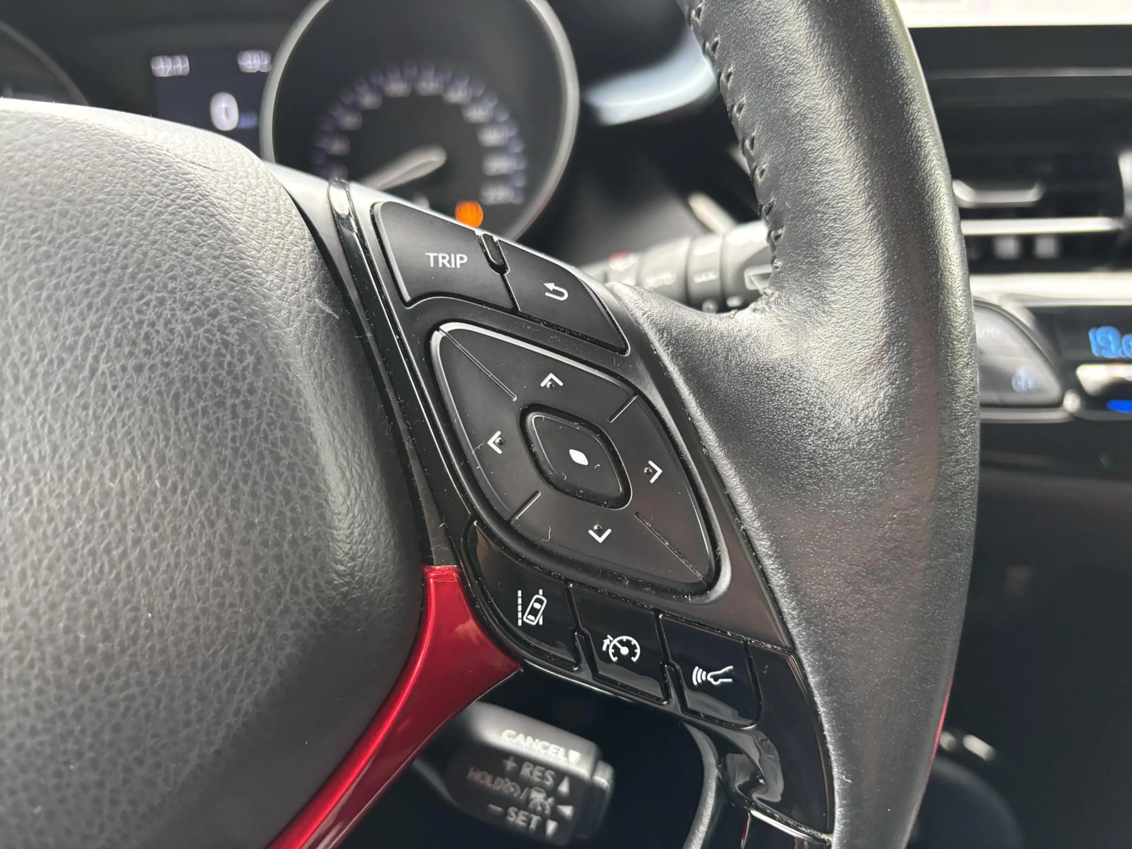 Toyota C-HR 1.8 Hybrid Executive Navigatie /  Climate Control — photo 21