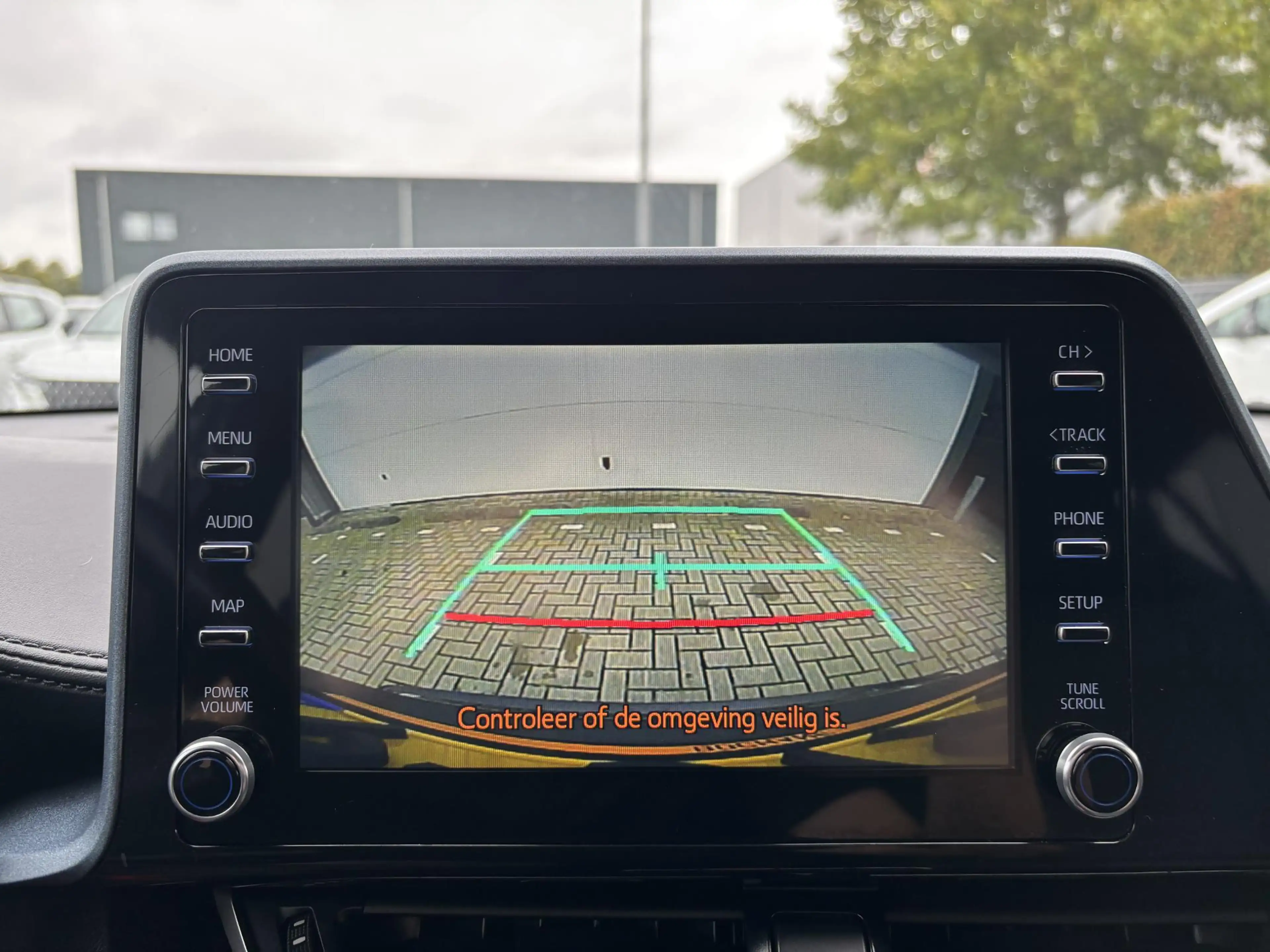 Toyota C-HR 1.8 Hybrid Executive Navigatie /  Climate Control — photo 11