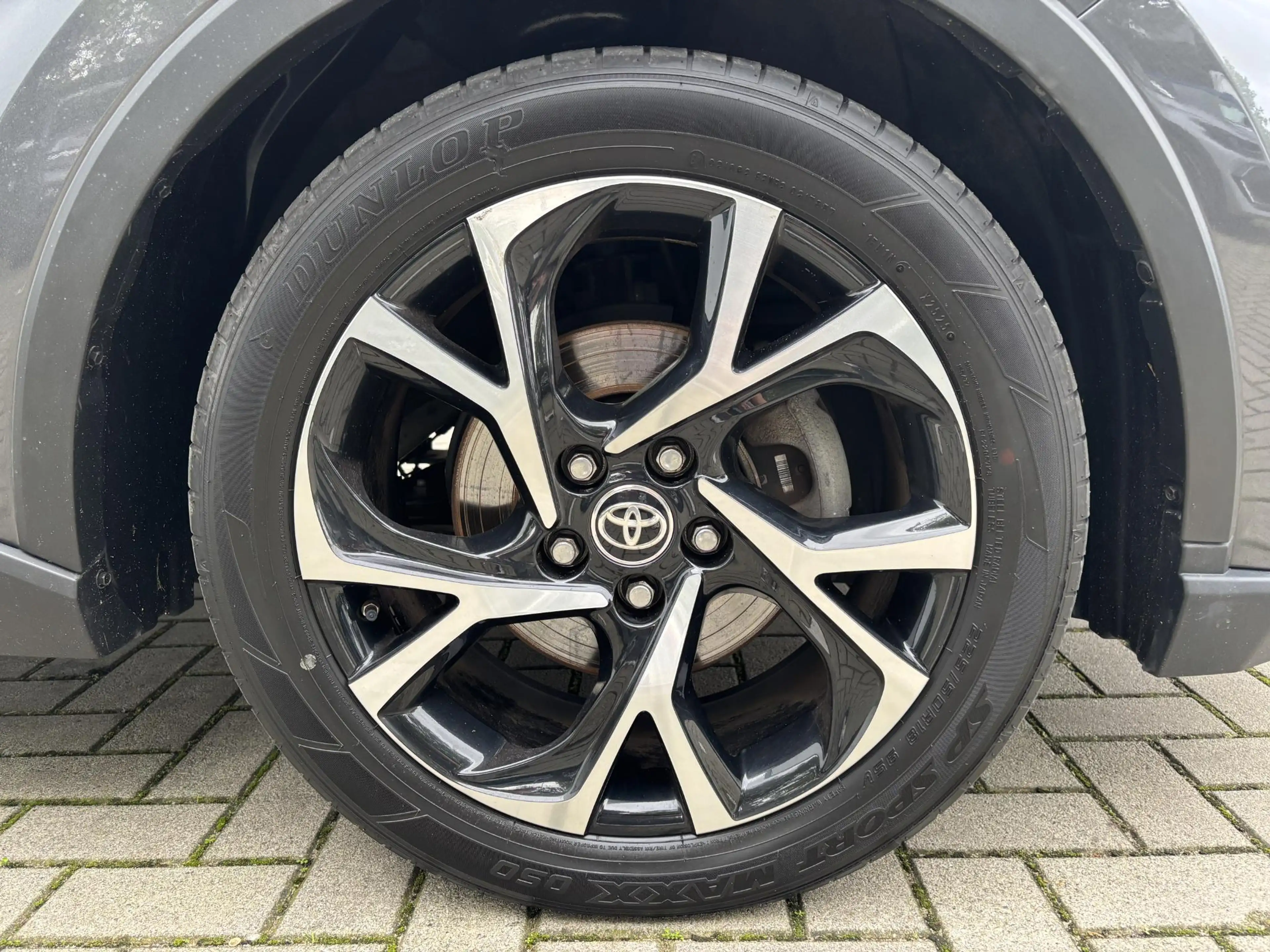 Toyota C-HR 1.8 Hybrid Executive Navigatie /  Climate Control — photo 26