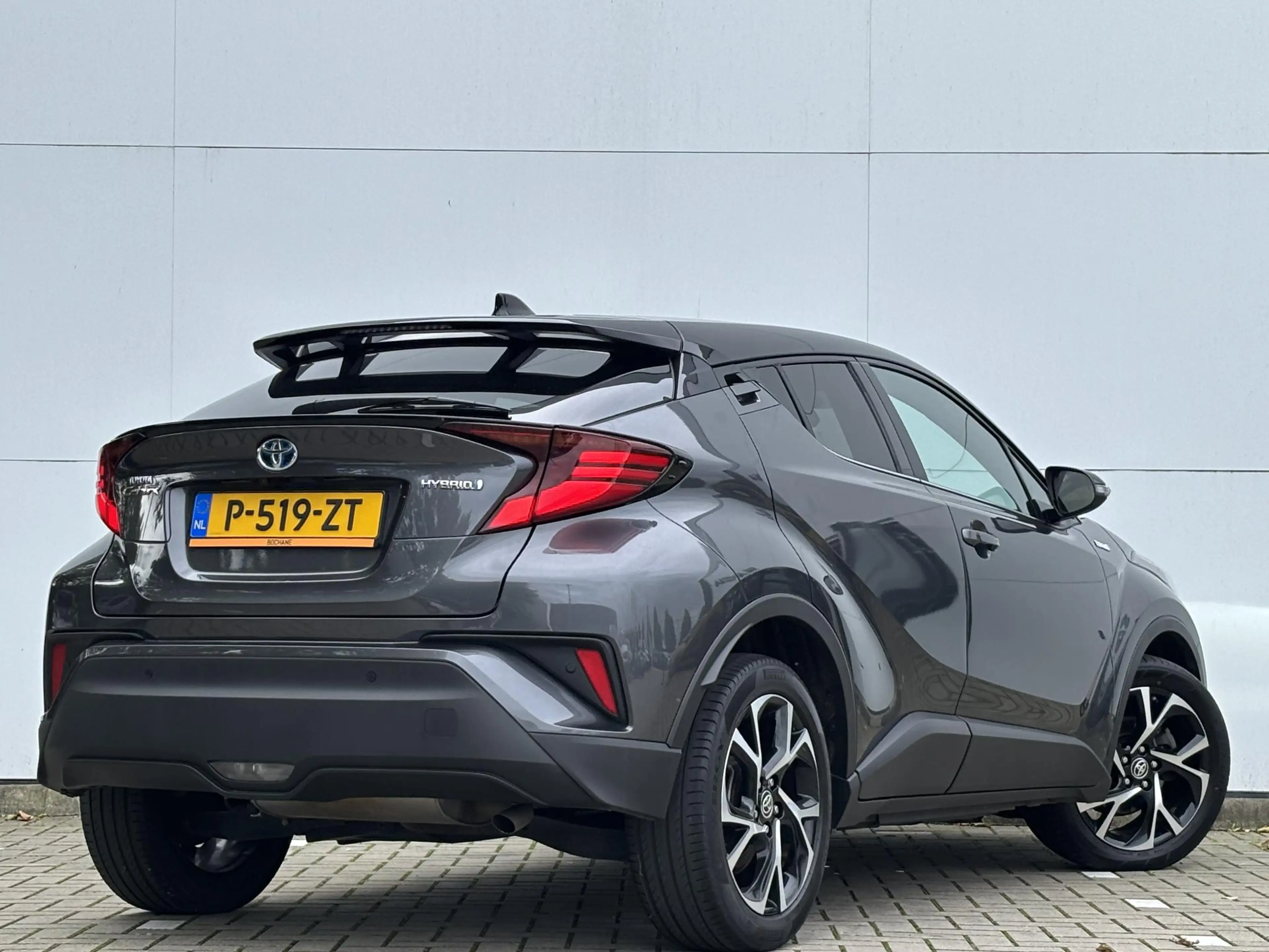 Toyota C-HR 1.8 Hybrid Executive Navigatie /  Climate Control — photo 2