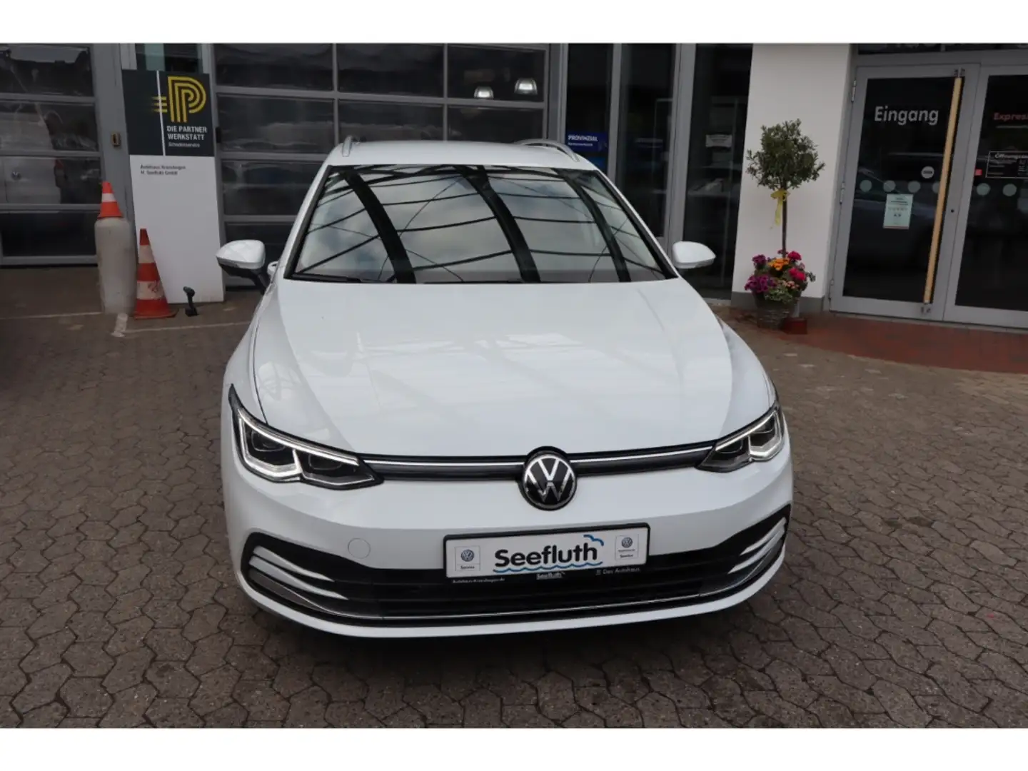 Volkswagen Golf Variant VIII 1.5 eTSI Style Navi RFK Ergo Blanc - 2
