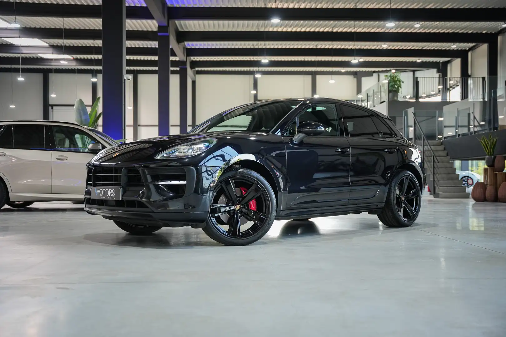 Porsche Macan GTS 2.9 V6 BiTurbo PDK - Pano dak - CC - Bose Zwart - 1