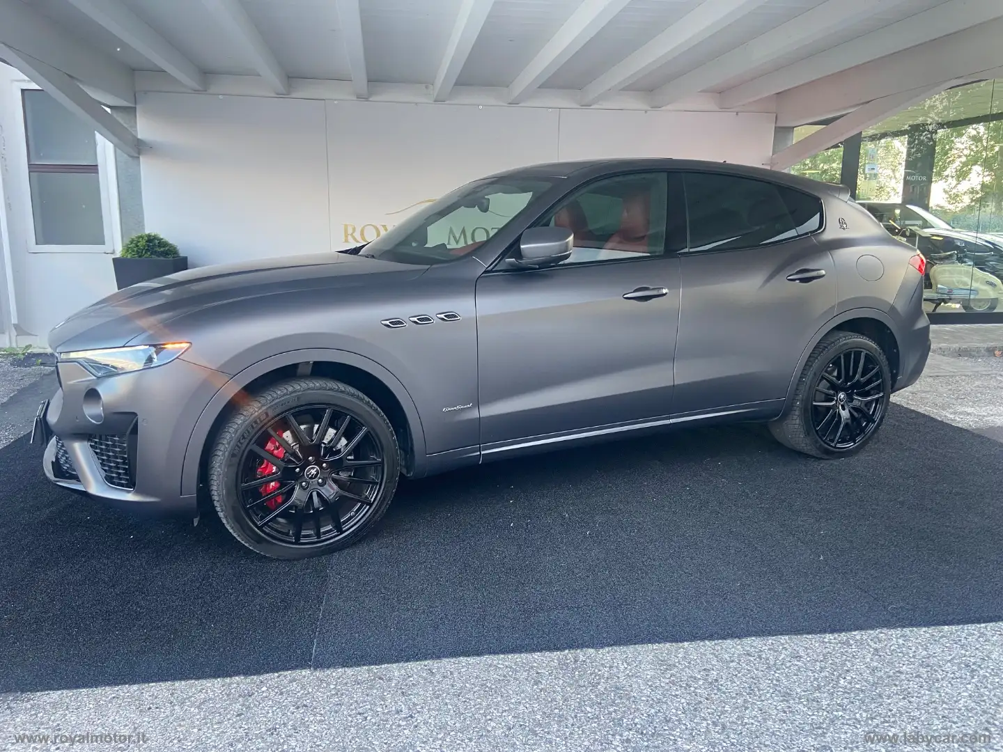 Maserati Levante V6 430 CV S AWD Gransport Gris - 2