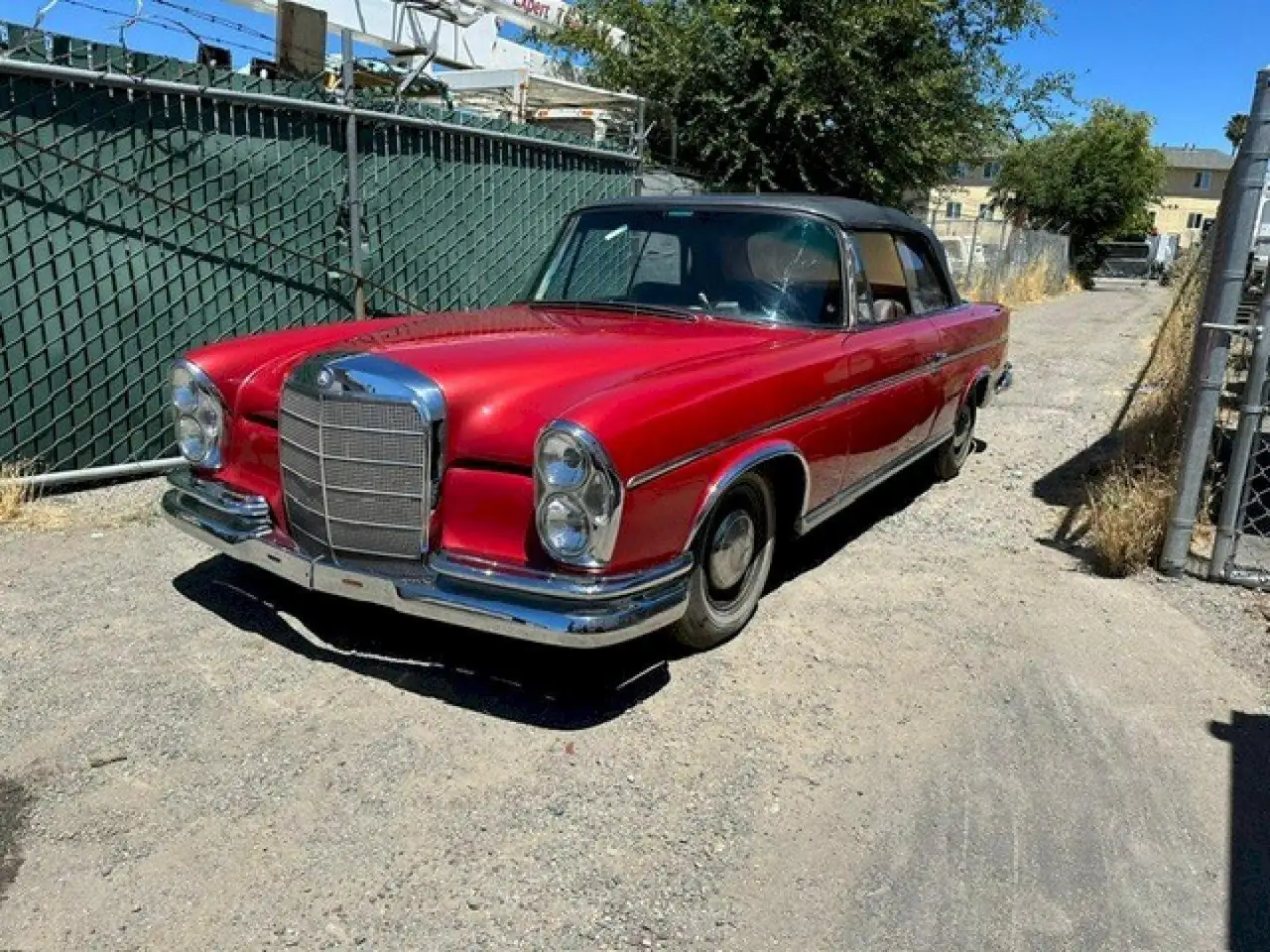 Mercedes-Benz 300 W112 300SE Cabriolet, foto 4