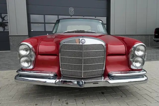 Mercedes-Benz 300 300SE Cabriolet automatic