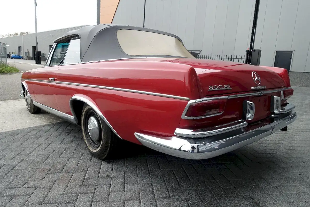 Mercedes-Benz 300 W112 300SE Cabriolet, foto 8