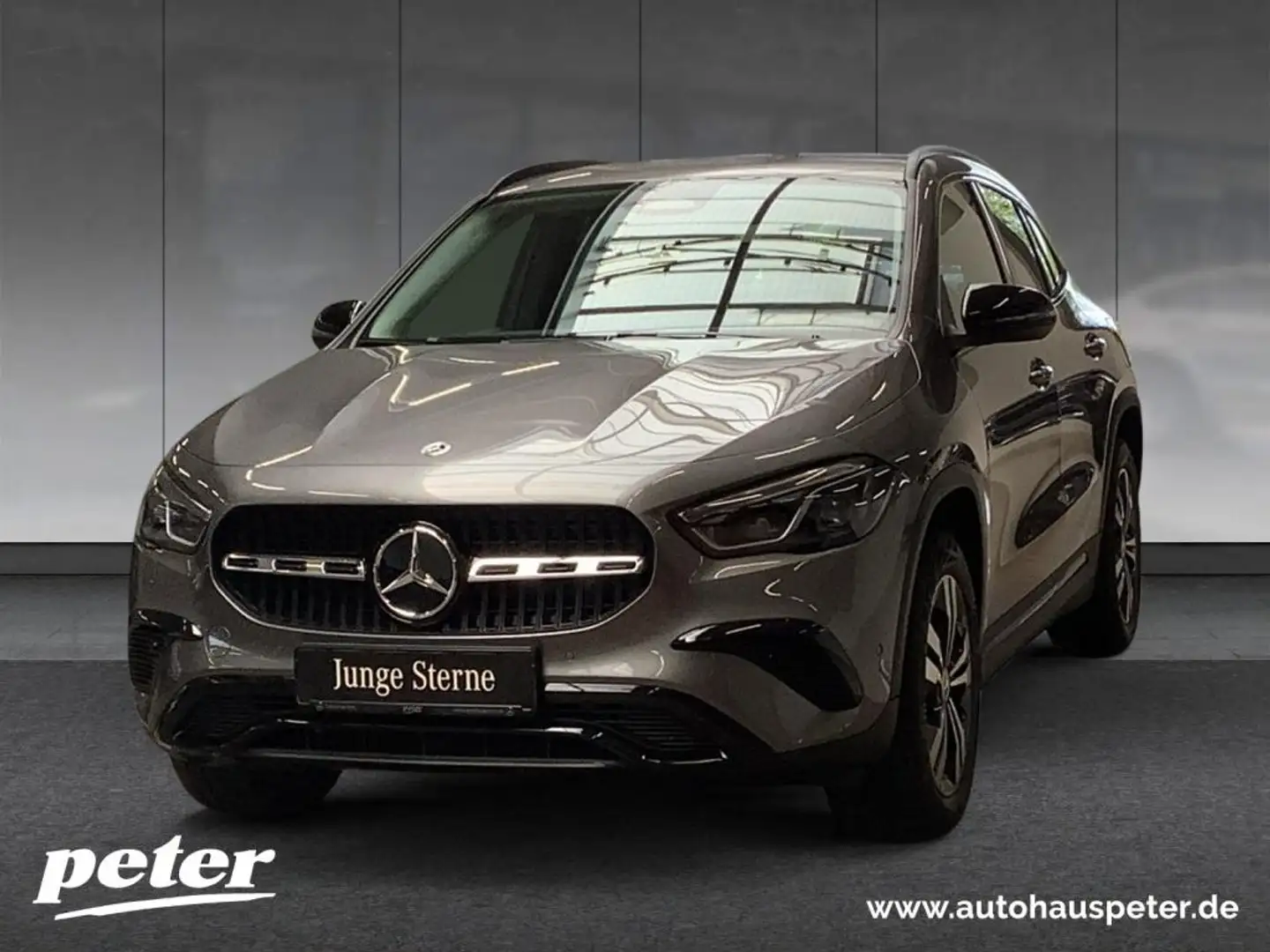 Mercedes-Benz GLA 200 d /PROGRESSIVE/ADVANCED-PLUS/NIGHT/18"/ Gris - 2