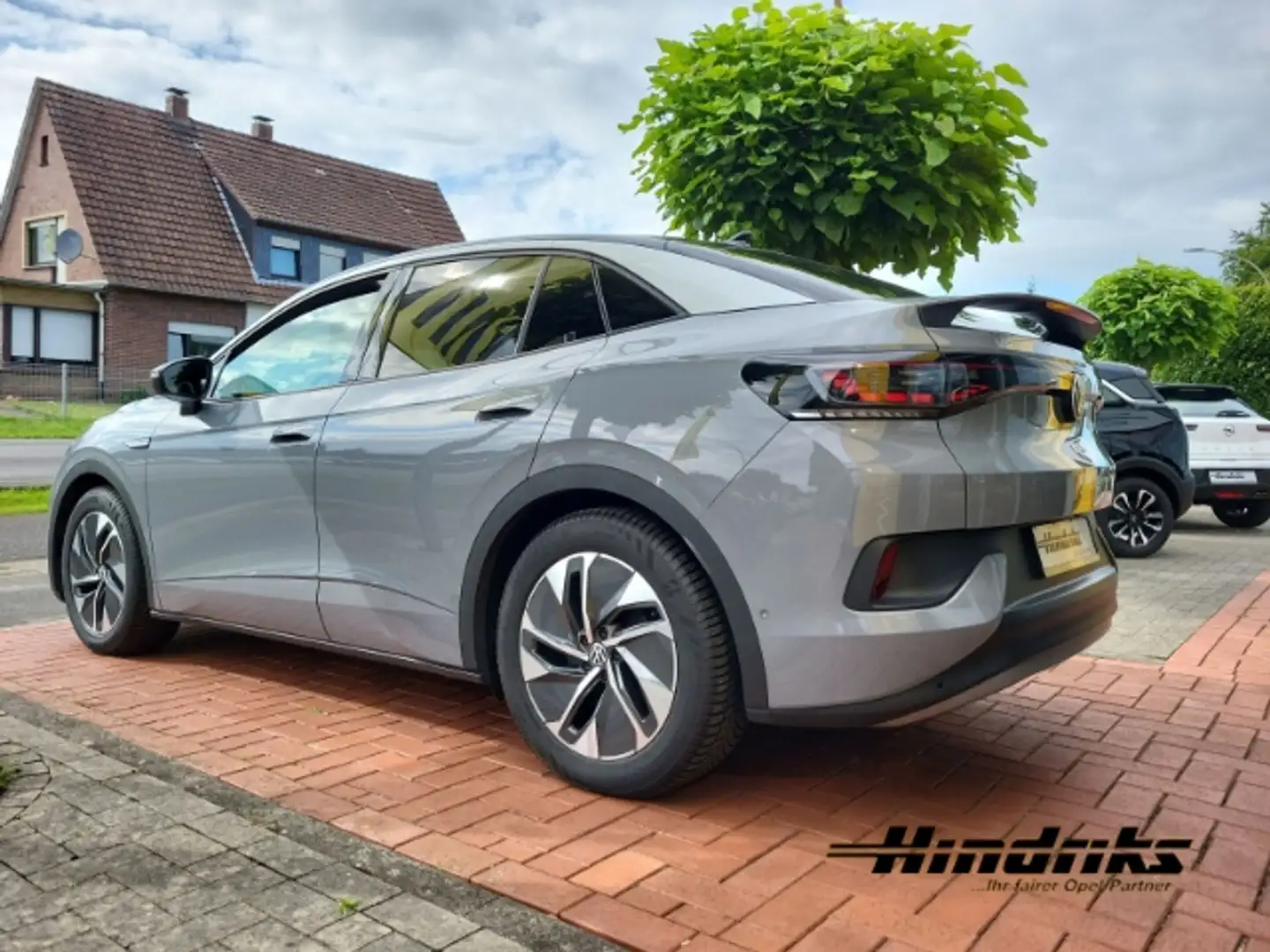 Volkswagen ID.5 Pro Infotainment-Paket Sportpaket HUD AHK-klappbar Gris - 2