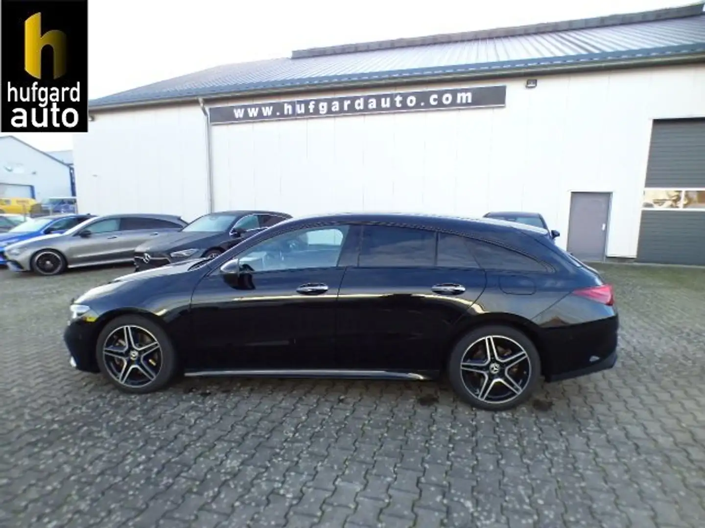 Mercedes-Benz CLA 200 CLA 200 SB AMG Plus Nightpaket Totwinkel-Assistent Noir - 1