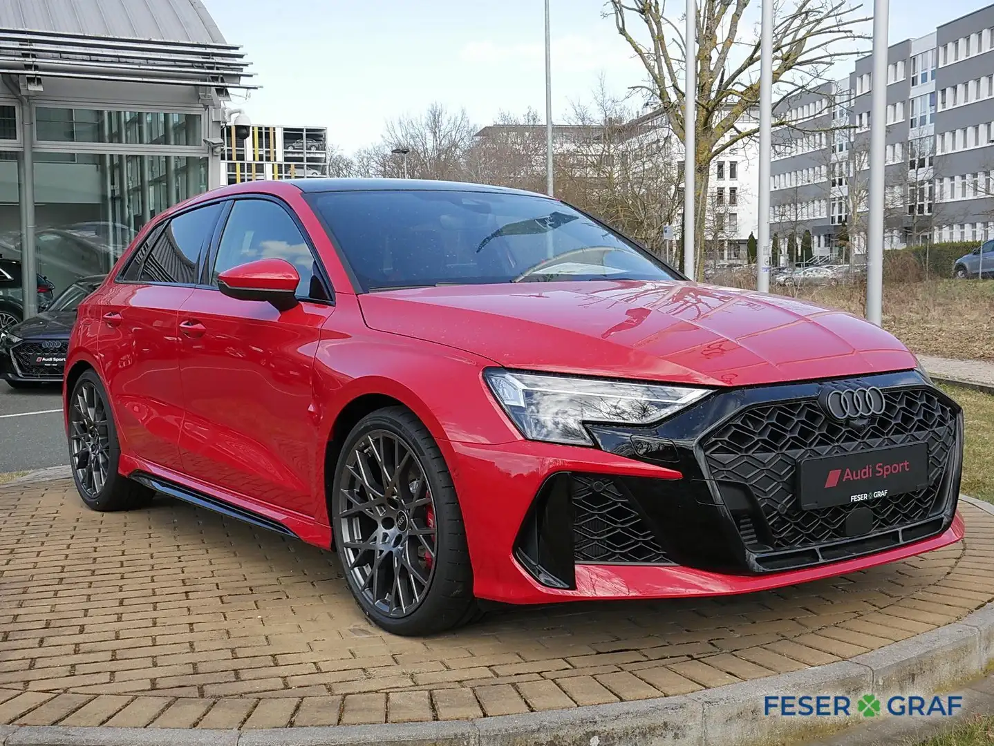 Audi RS3 Sportback 280km/h,Pano,Matrix,Leder,RS-Sport Rot - 2