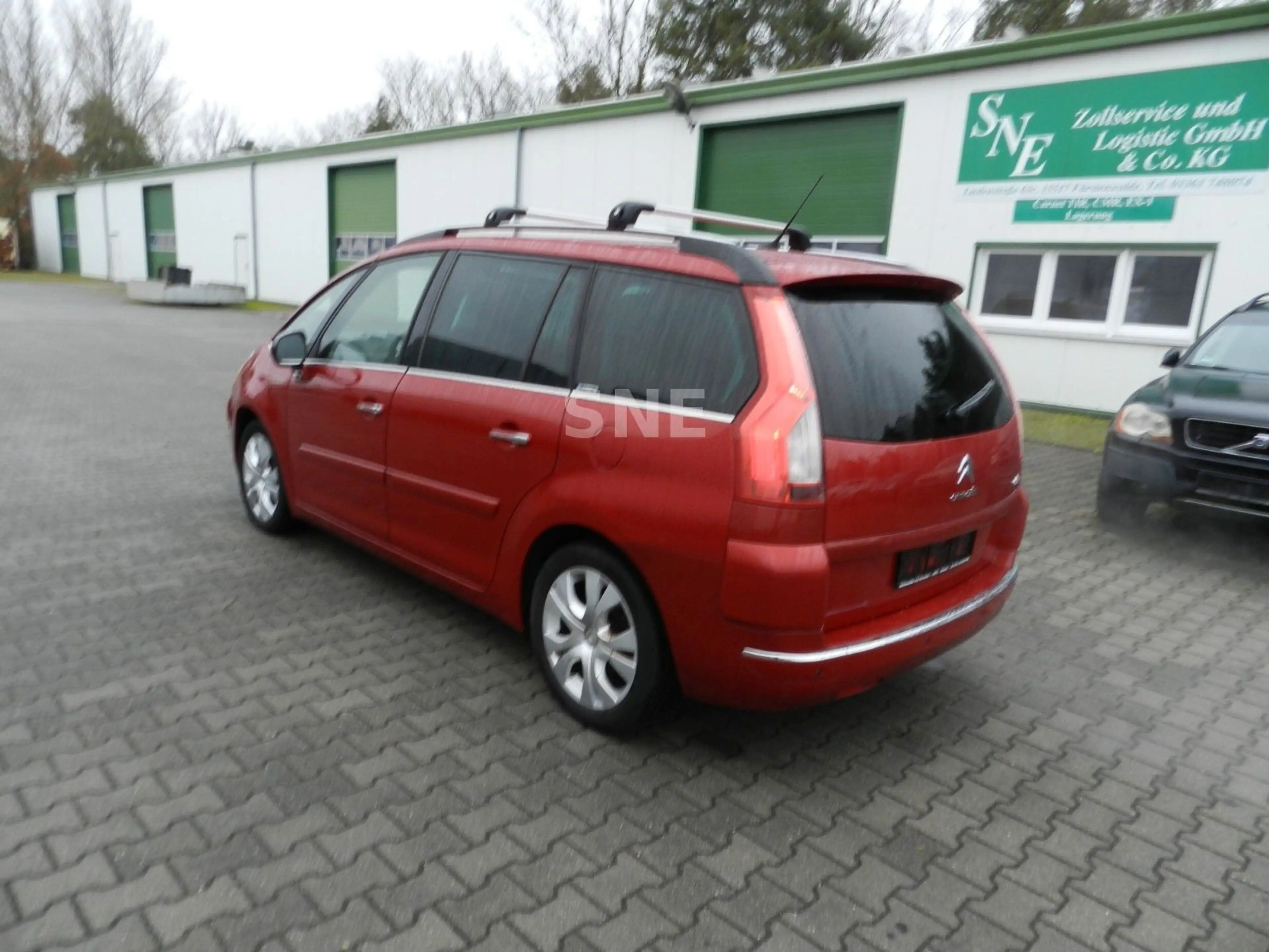 Citroen Grand C4 Picasso Exclusive — photo 8