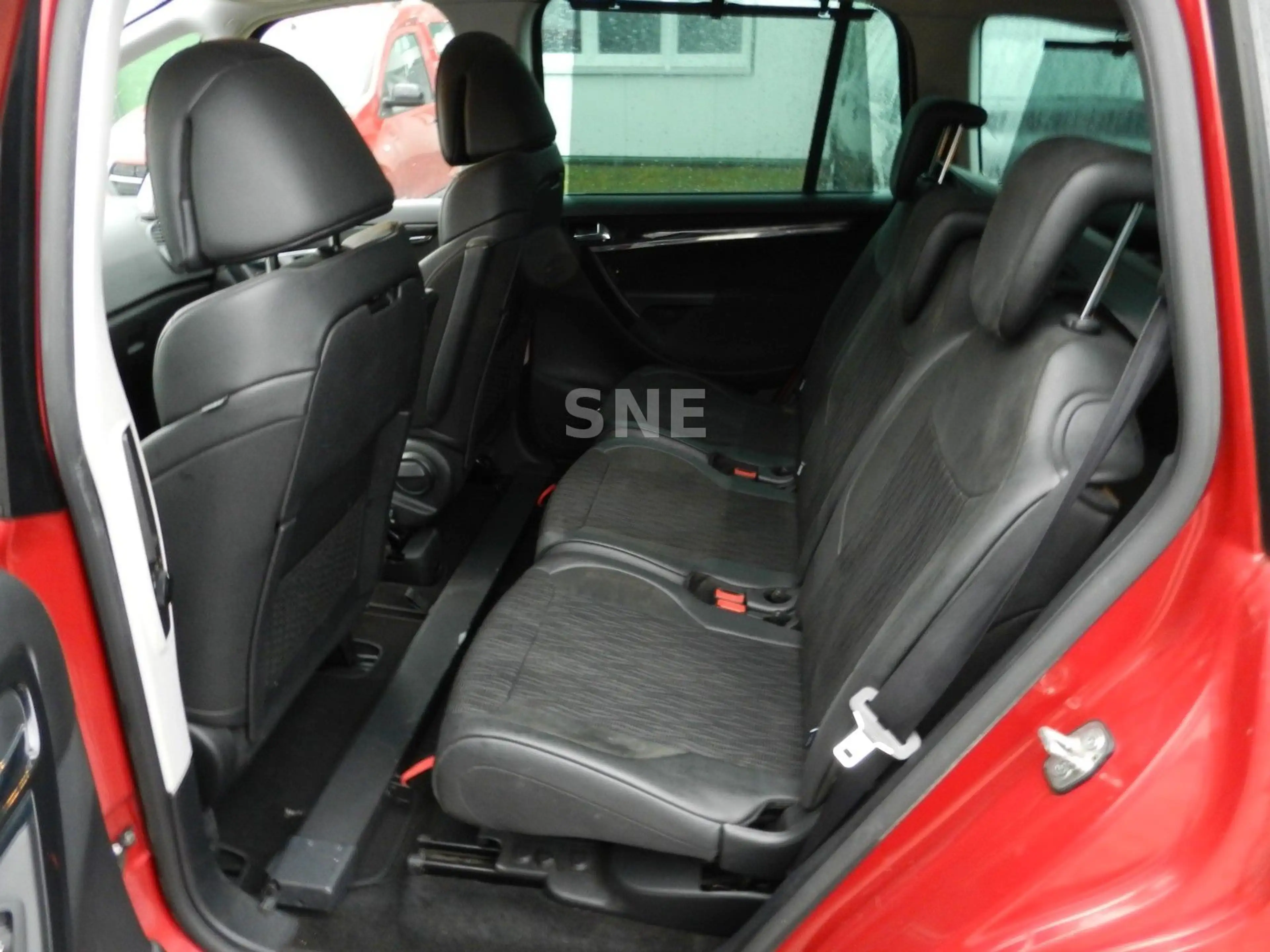 Citroen Grand C4 Picasso Exclusive — photo 13