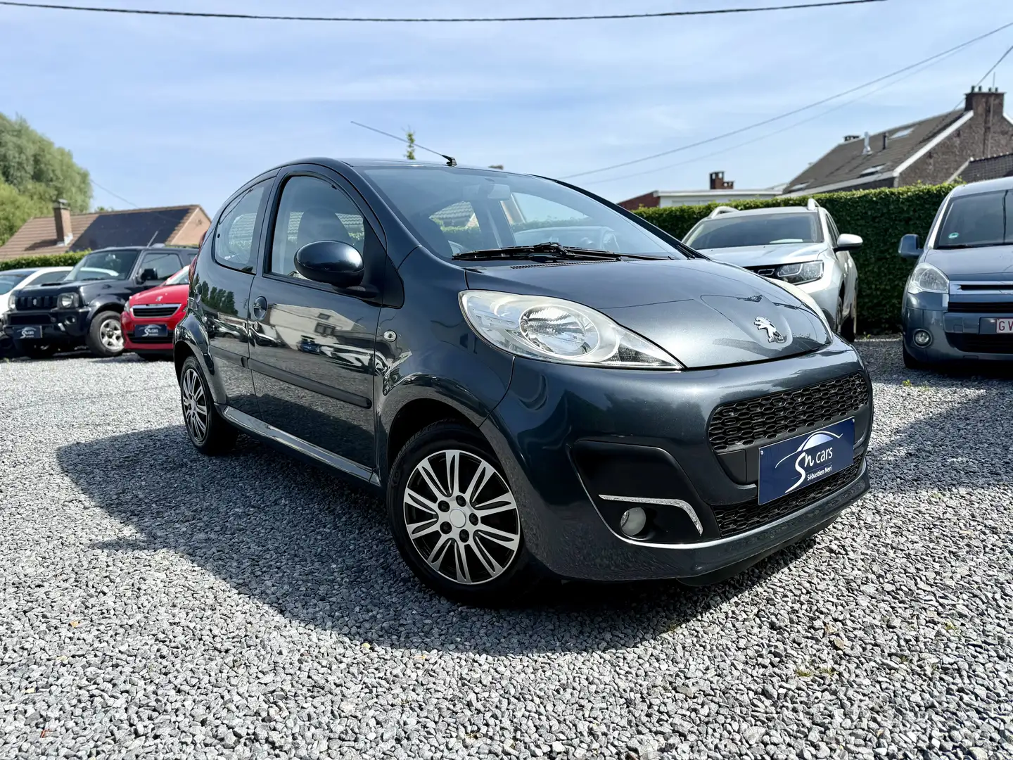 Peugeot 107 1.0i Active *** AIRCO *** GARANTIE 1 AN Gris - 1
