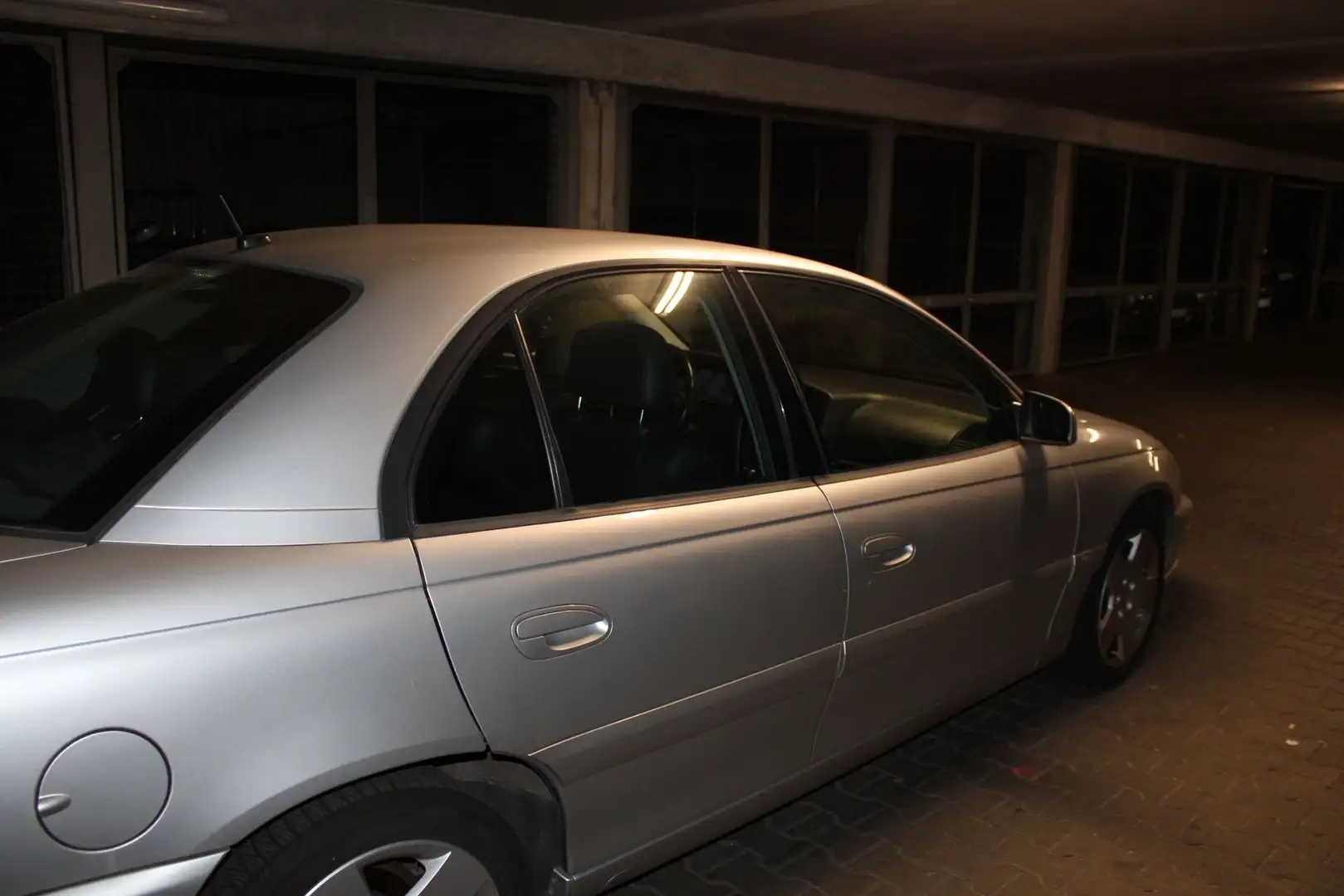Opel Omega 2.6 V6 Ezüst - 2
