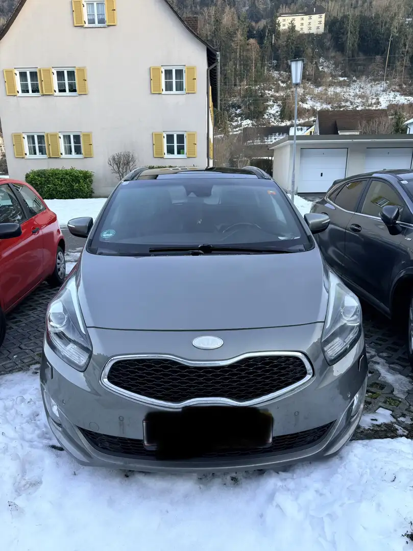 Kia Carens Familien Auto 7sitzer 1,7 Crdi Diesel - 1