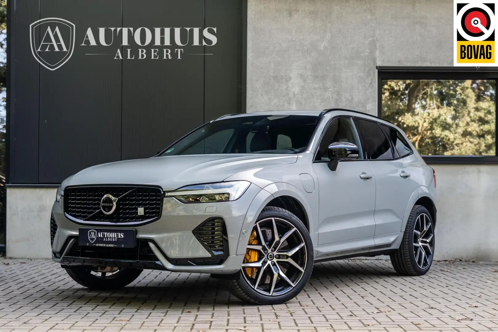 Volvo XC60 2.0 T8 AWD Polestar Engineered HEICO 360c Pano Grijs - 1
