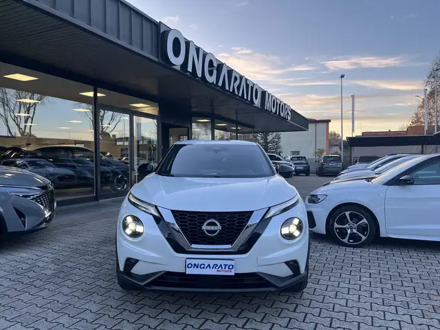 Nissan Juke view 2