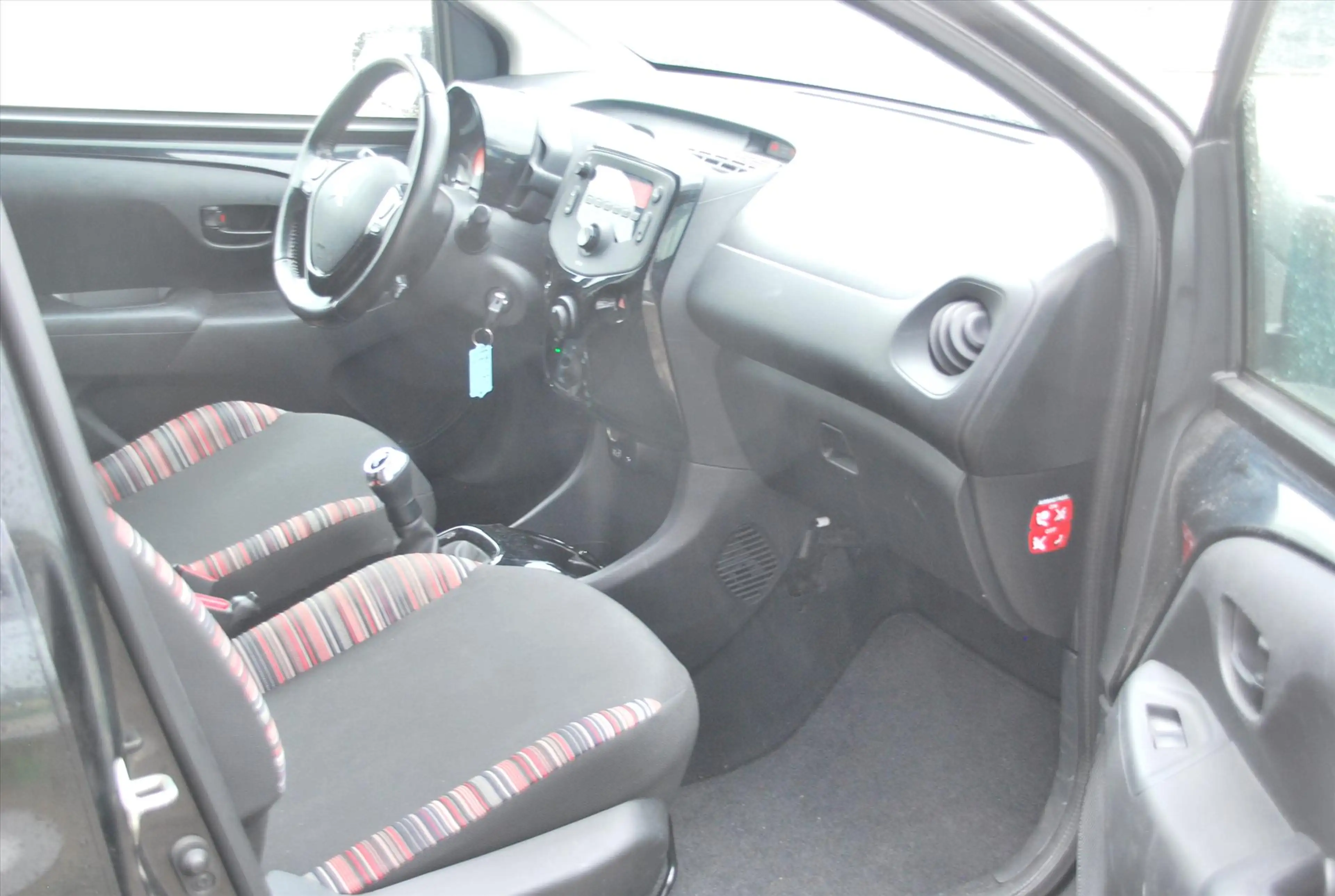 Citroen C1 1.0 VTi 68PK S&amp;S 5D STYLE EDITION — photo 8