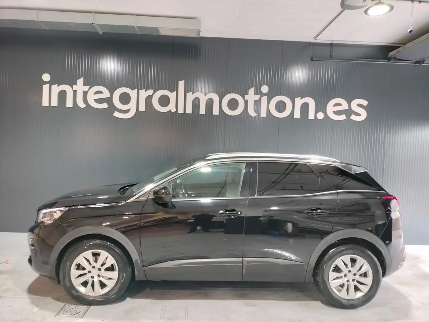 Peugeot 3008 1.5L BlueHDi 96kW (130CV) S&S Active Negro - 2