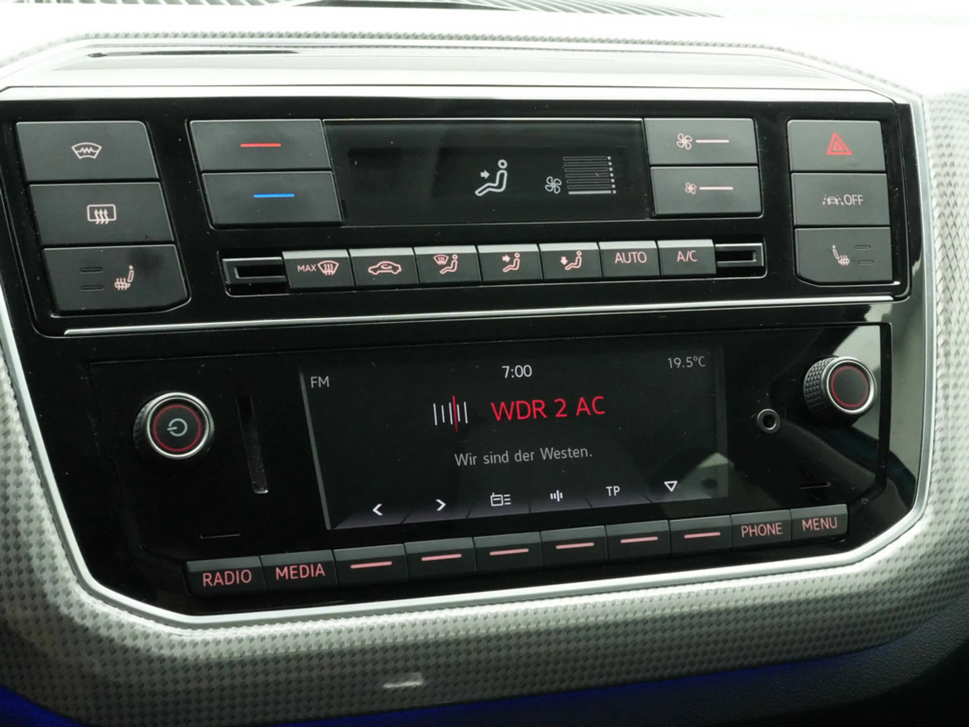Volkswagen e-up! Edition PDC SHZ KAM PORT NAVI — photo 9
