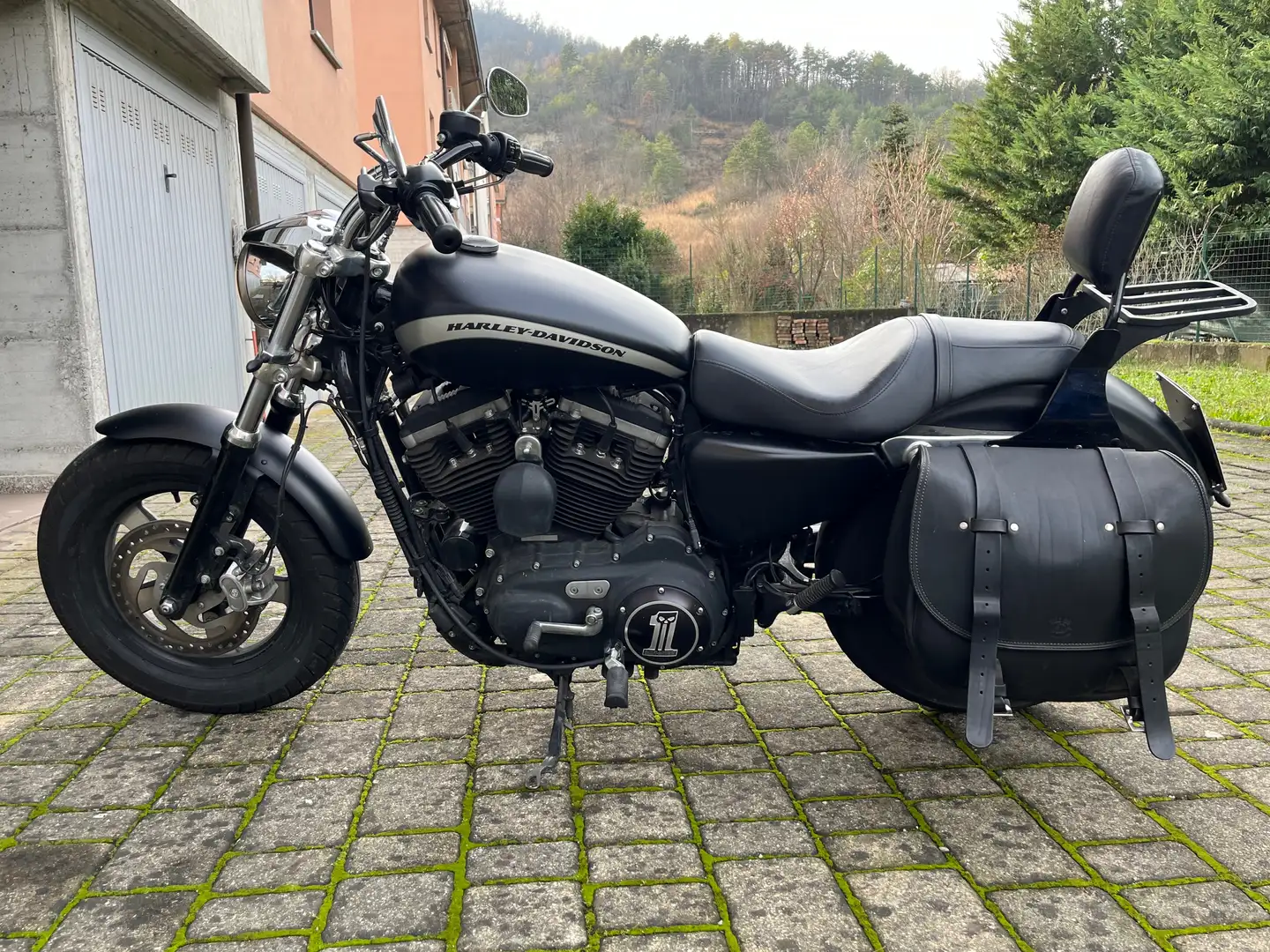 Harley-Davidson Sportster 1200 XL 1200 CA Custom limited edition ABS Černá - 2