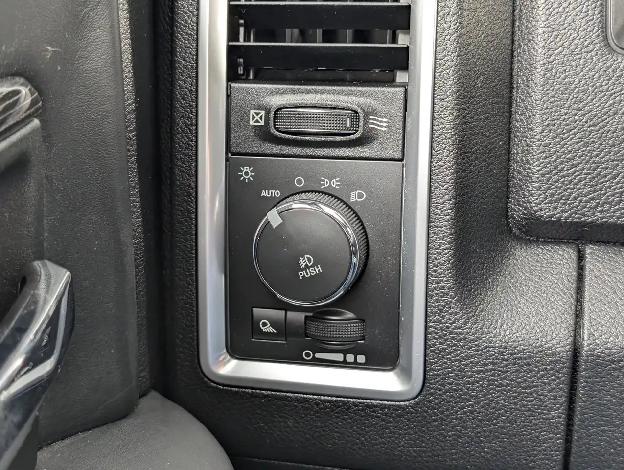 RAM 1500 fotografie RAM 1500