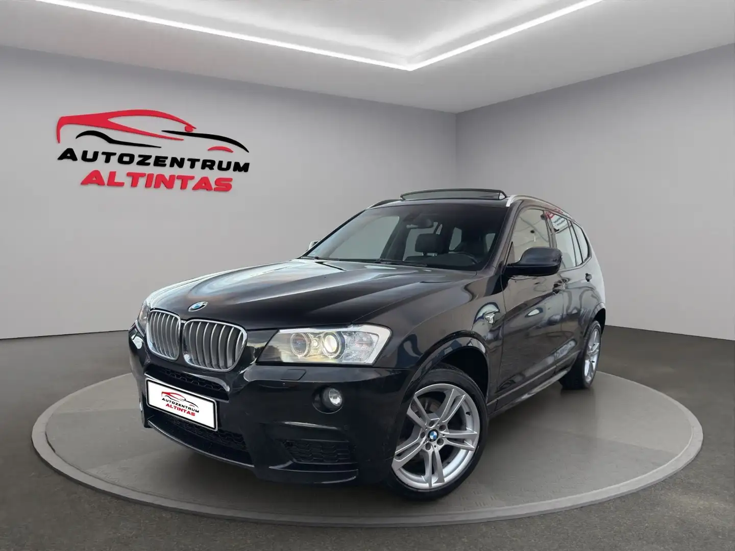 BMW X3 M X3 xDrive30d*M-PAKET*PANO*NAVI*XEN*AHK*RFK*LEDER Noir - 1