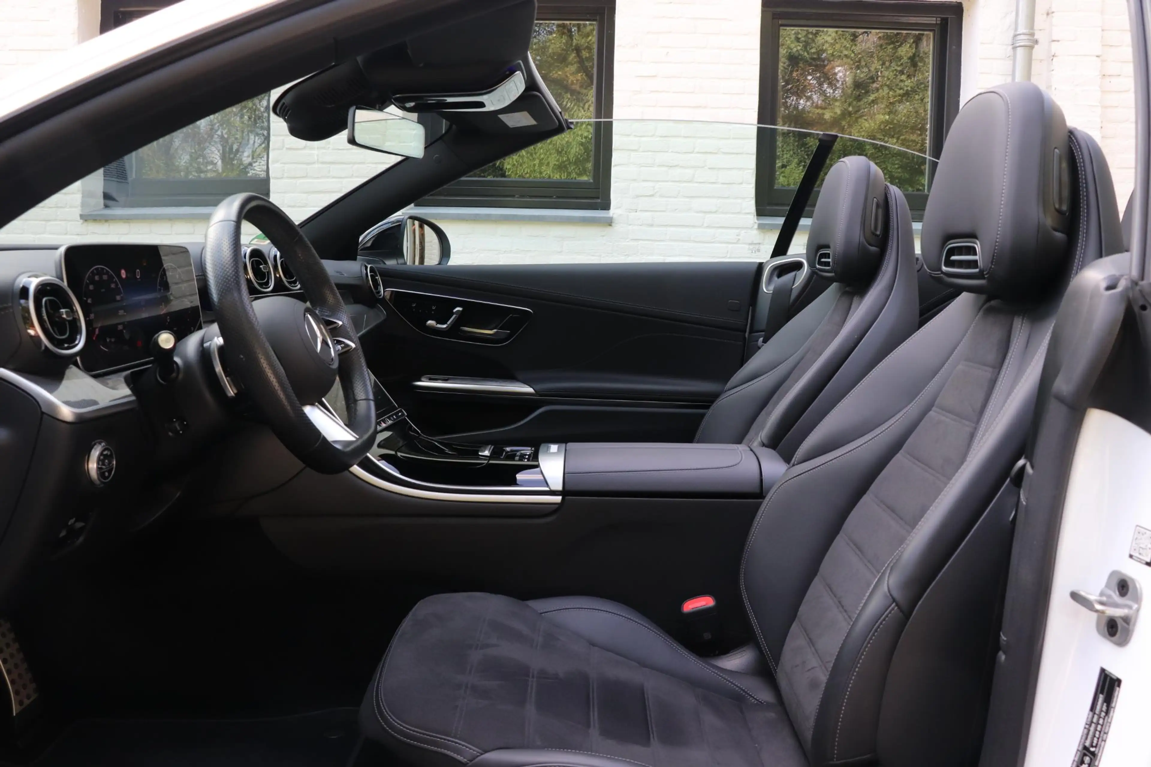 Mercedes-Benz CLE 180 Cabriolet AMG Line |Distronic — photo 10