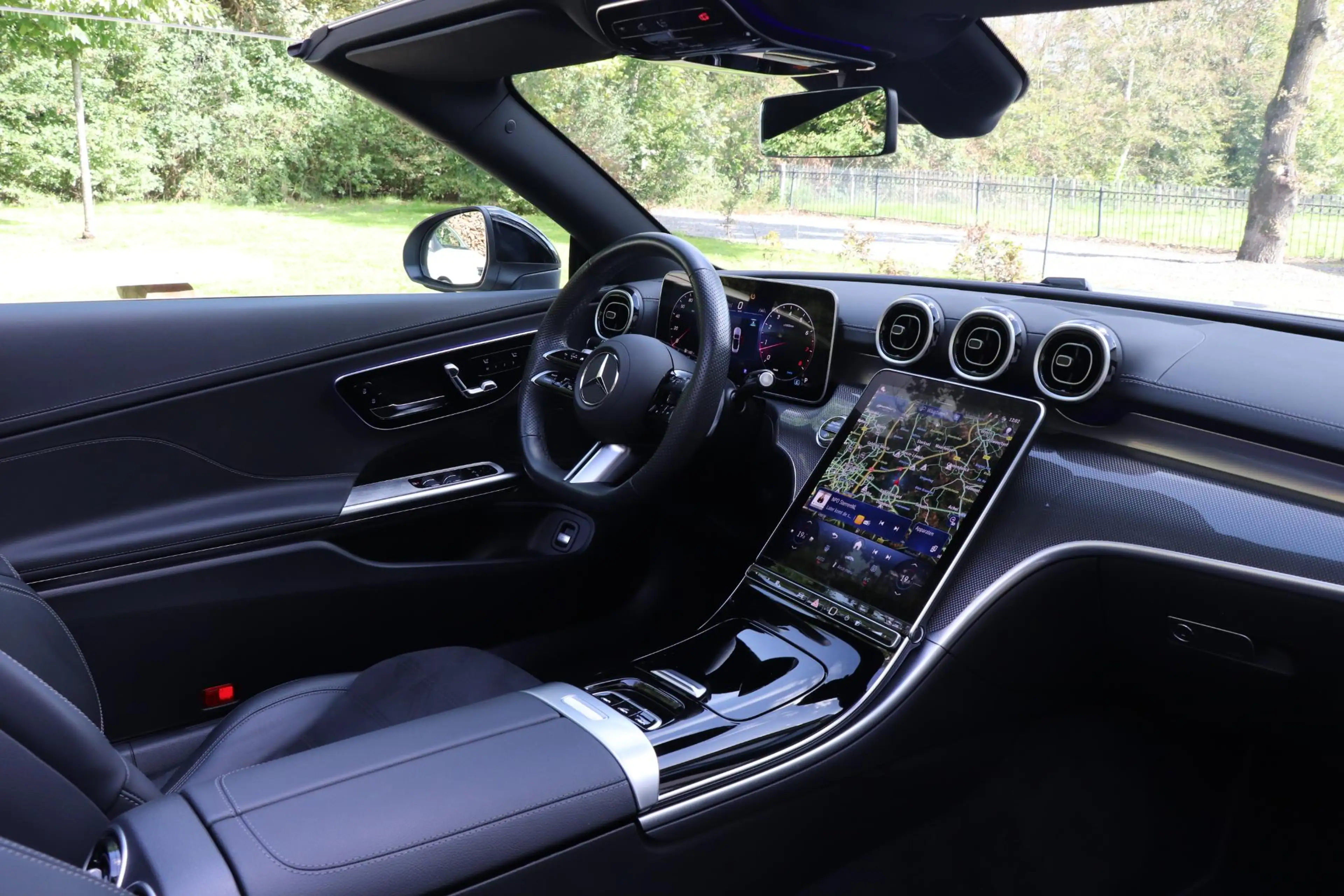 Mercedes-Benz CLE 180 Cabriolet AMG Line |Distronic — photo 13