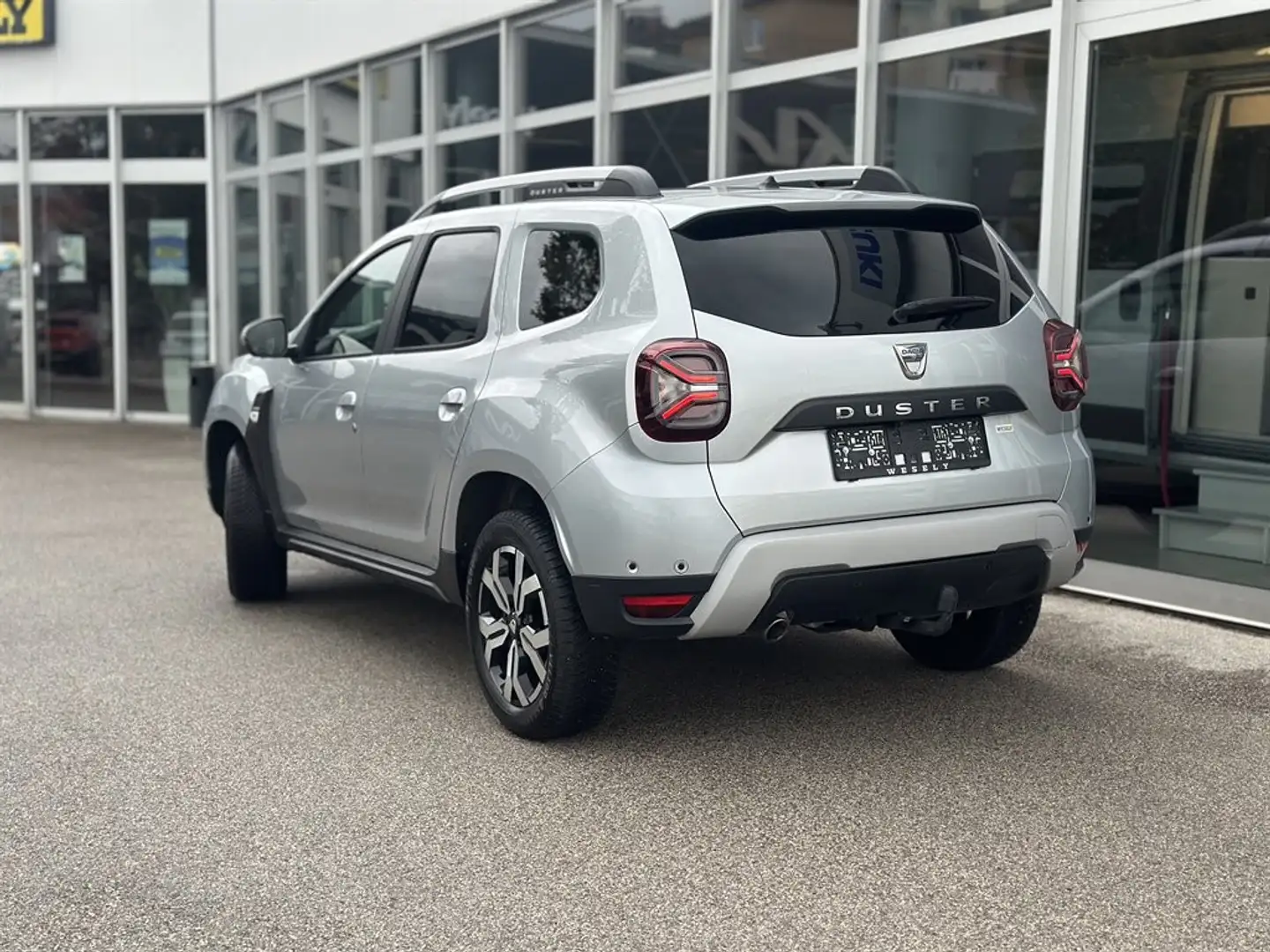 Dacia Duster Blue dCi 115 Prestige Grau - 2