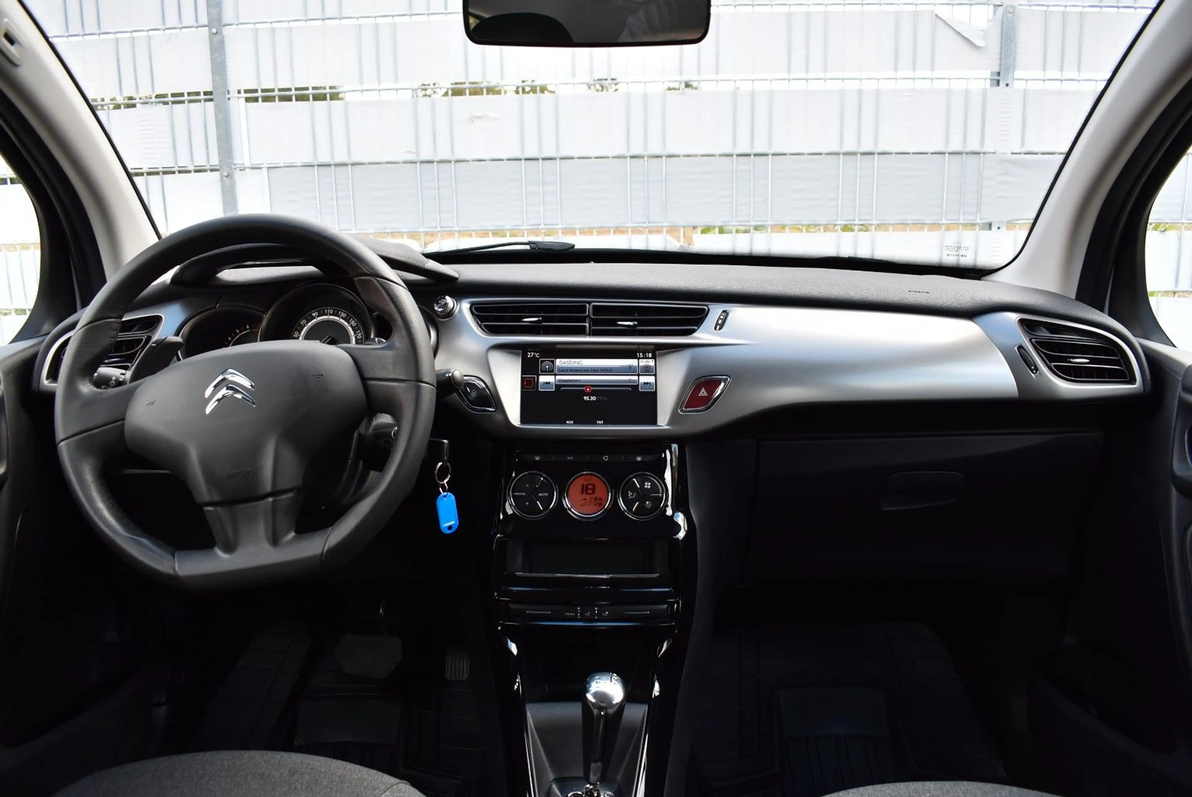Citroen C3 Selection ,Automatik,erst 73600 KM — photo 12