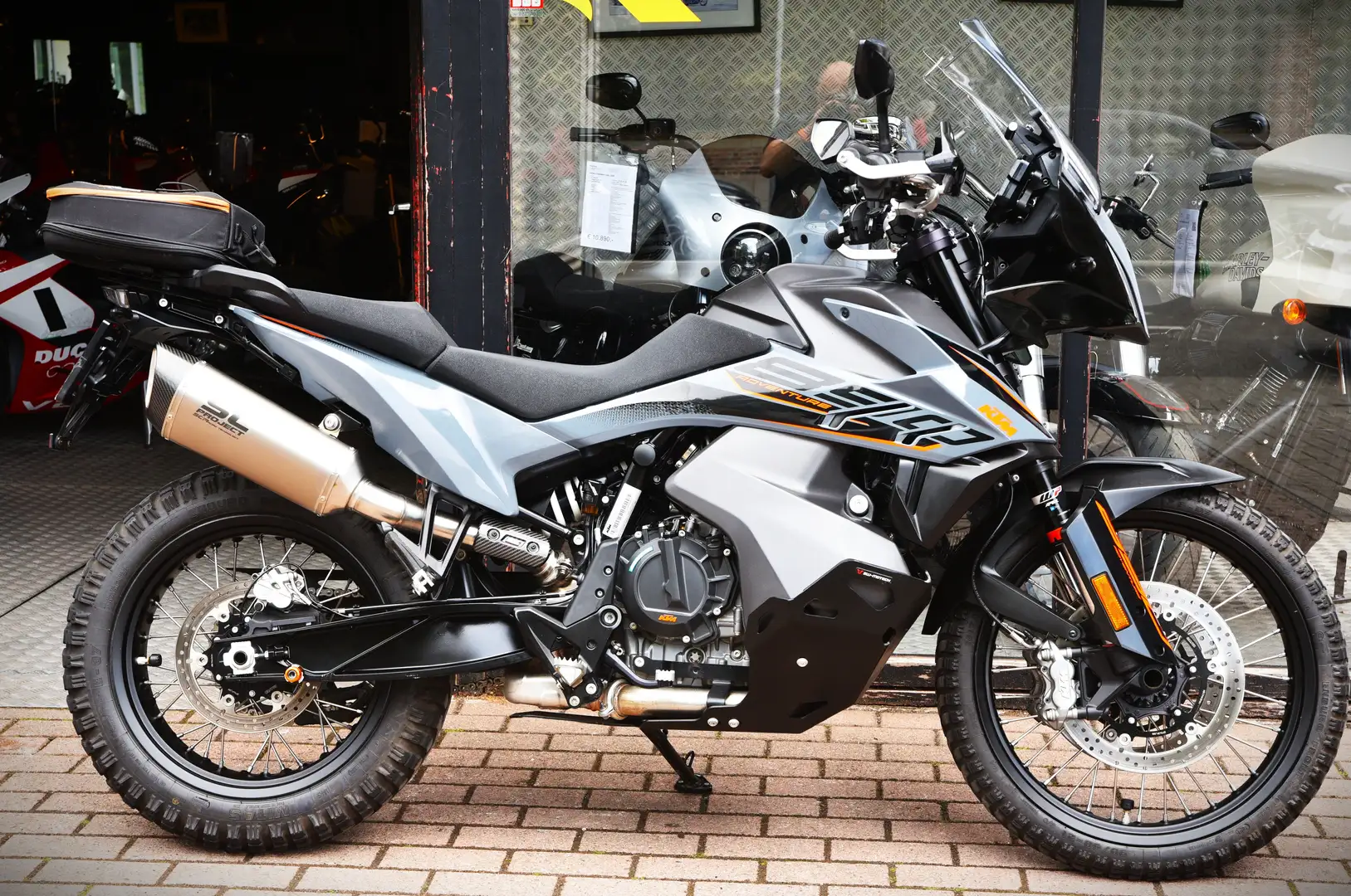 KTM 890 Adventure ***MOTO VERTE*** Gris - 2
