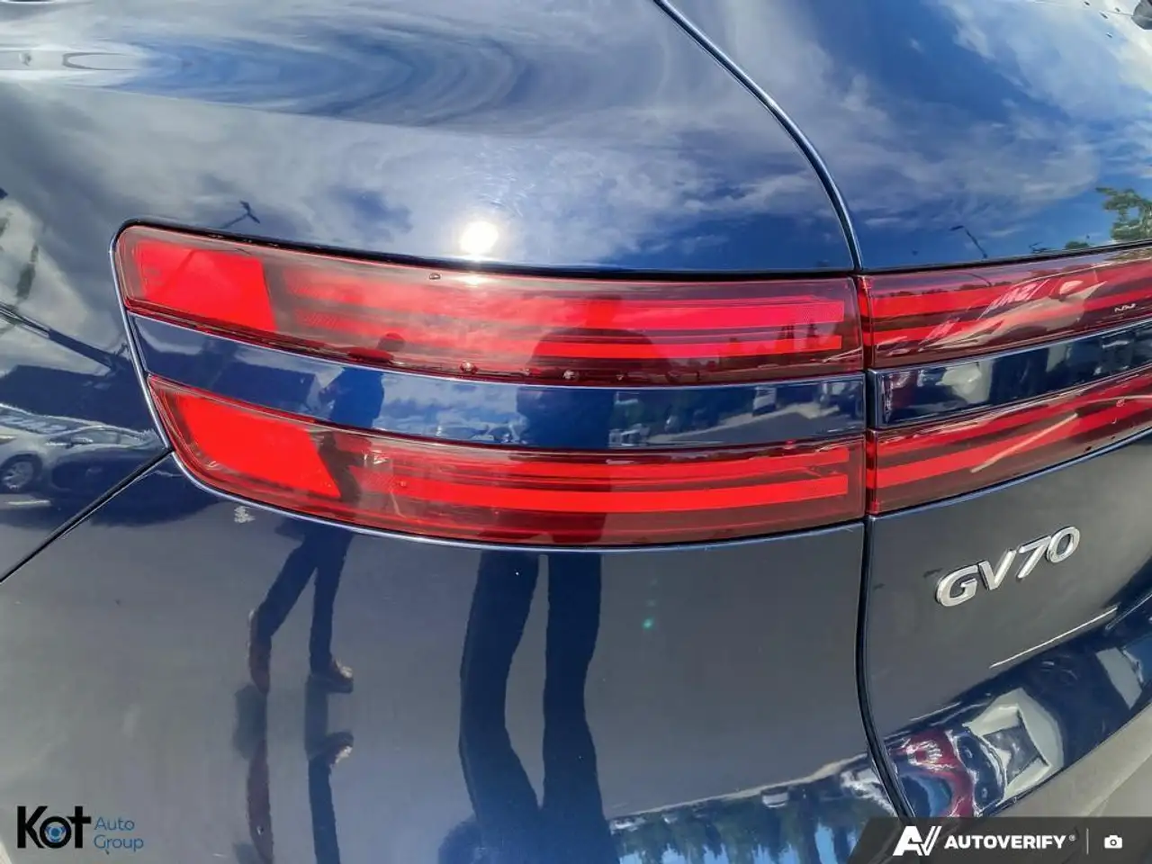 Genesis GV70 снимка Genesis GV70