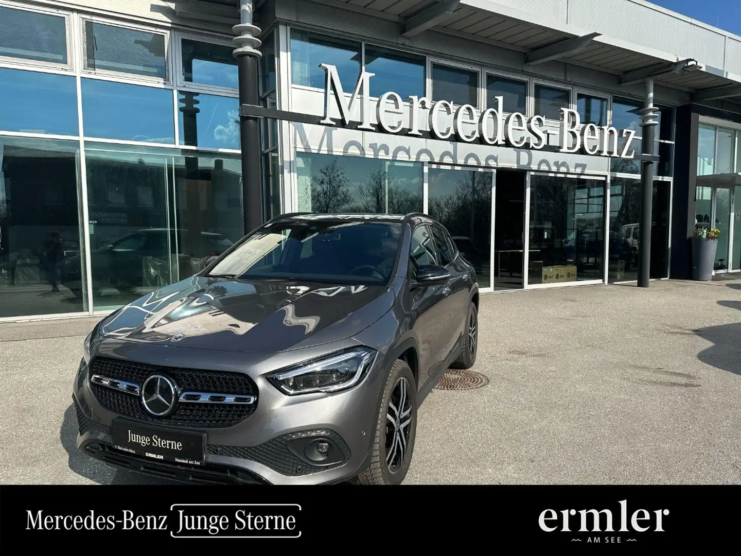 Mercedes-Benz GLA 200 d 4MATIC Progressive Distronic Premium Grau - 1