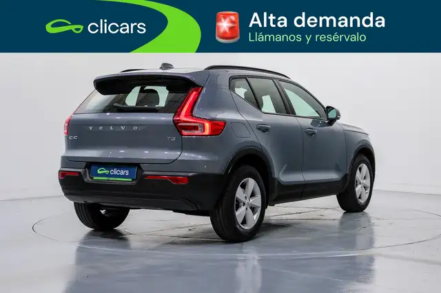 Volvo XC40 view 5