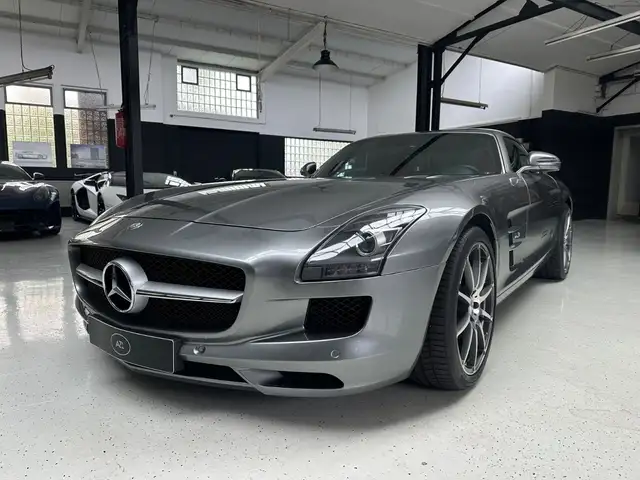 Mercedes-Benz SLS Coupe/V8/B&O/ KERAMIK/CARBON/1.HAND