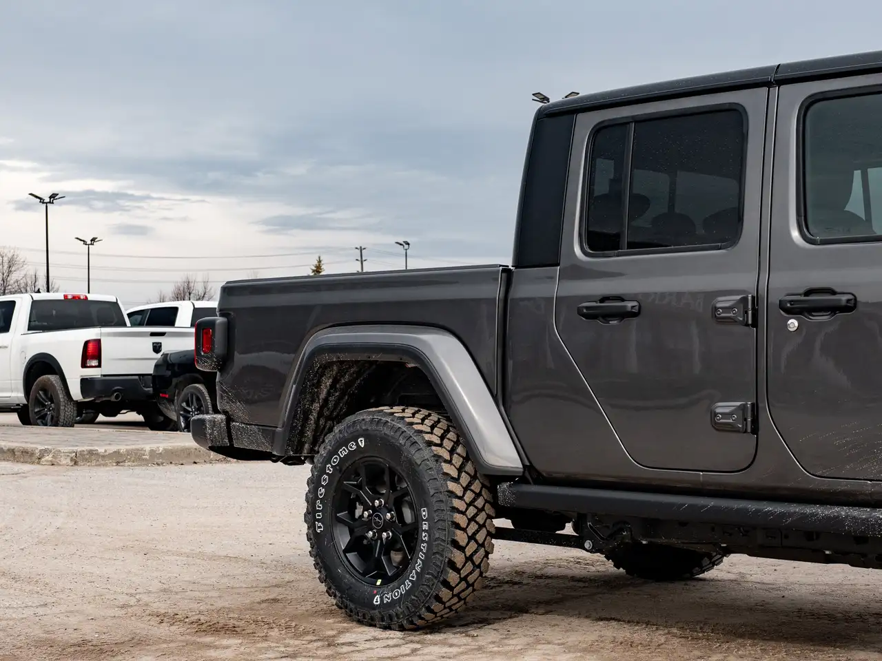 Jeep Gladiator снимка Jeep Gladiator