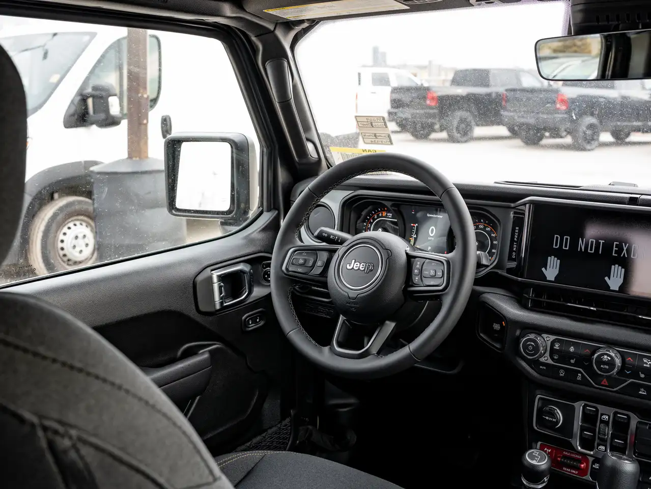 Jeep Gladiator снимка Jeep Gladiator
