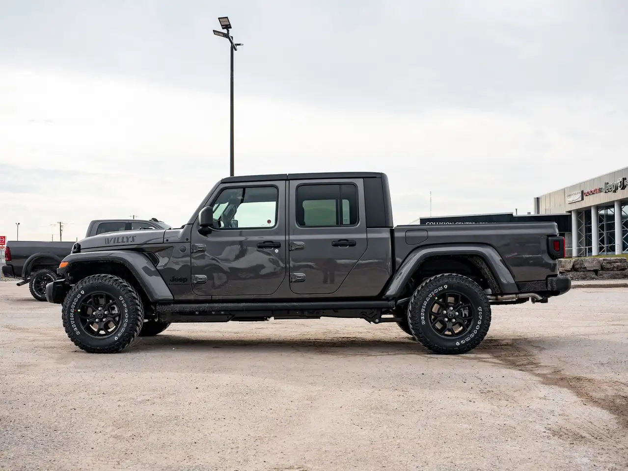 Jeep Gladiator снимка Jeep Gladiator