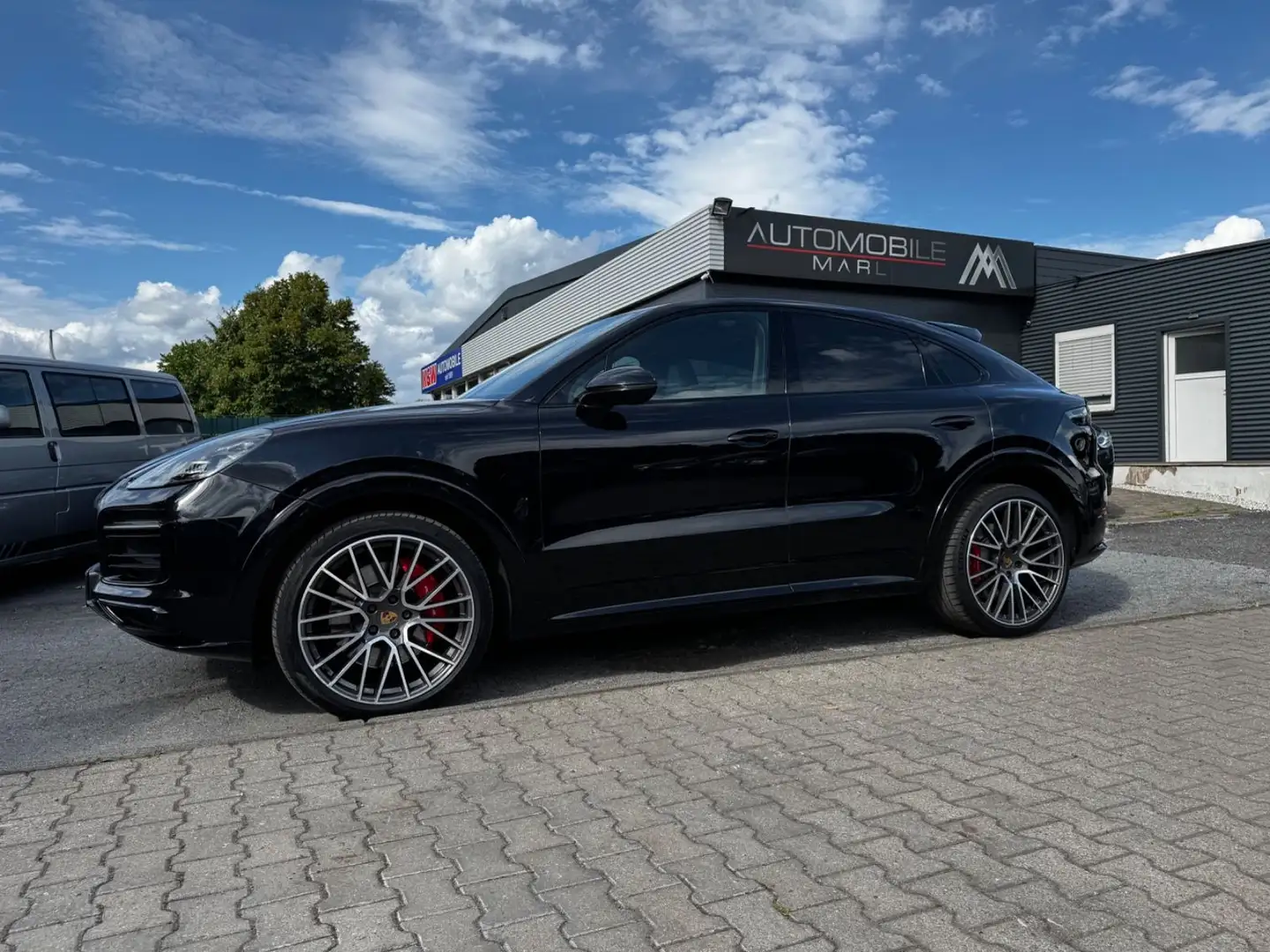 Porsche Cayenne Coupe GTS*HUD*PANO*CHRONO*APPROVED* Schwarz - 1