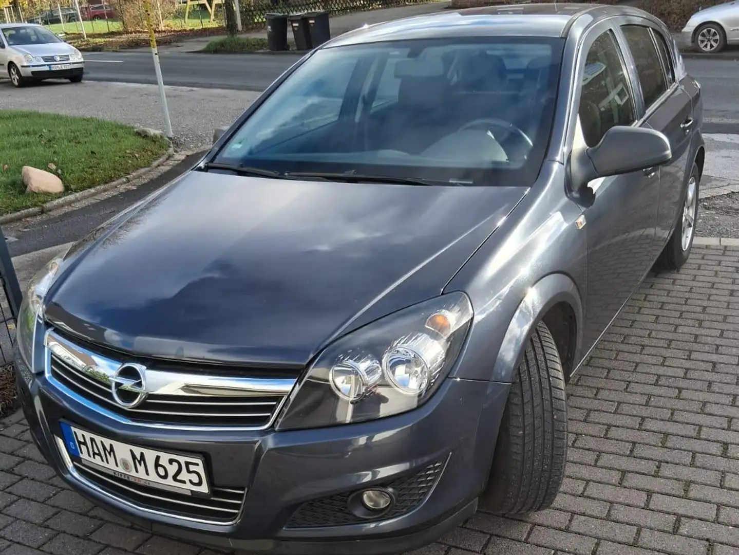 Opel Astra Selection Blau - 1